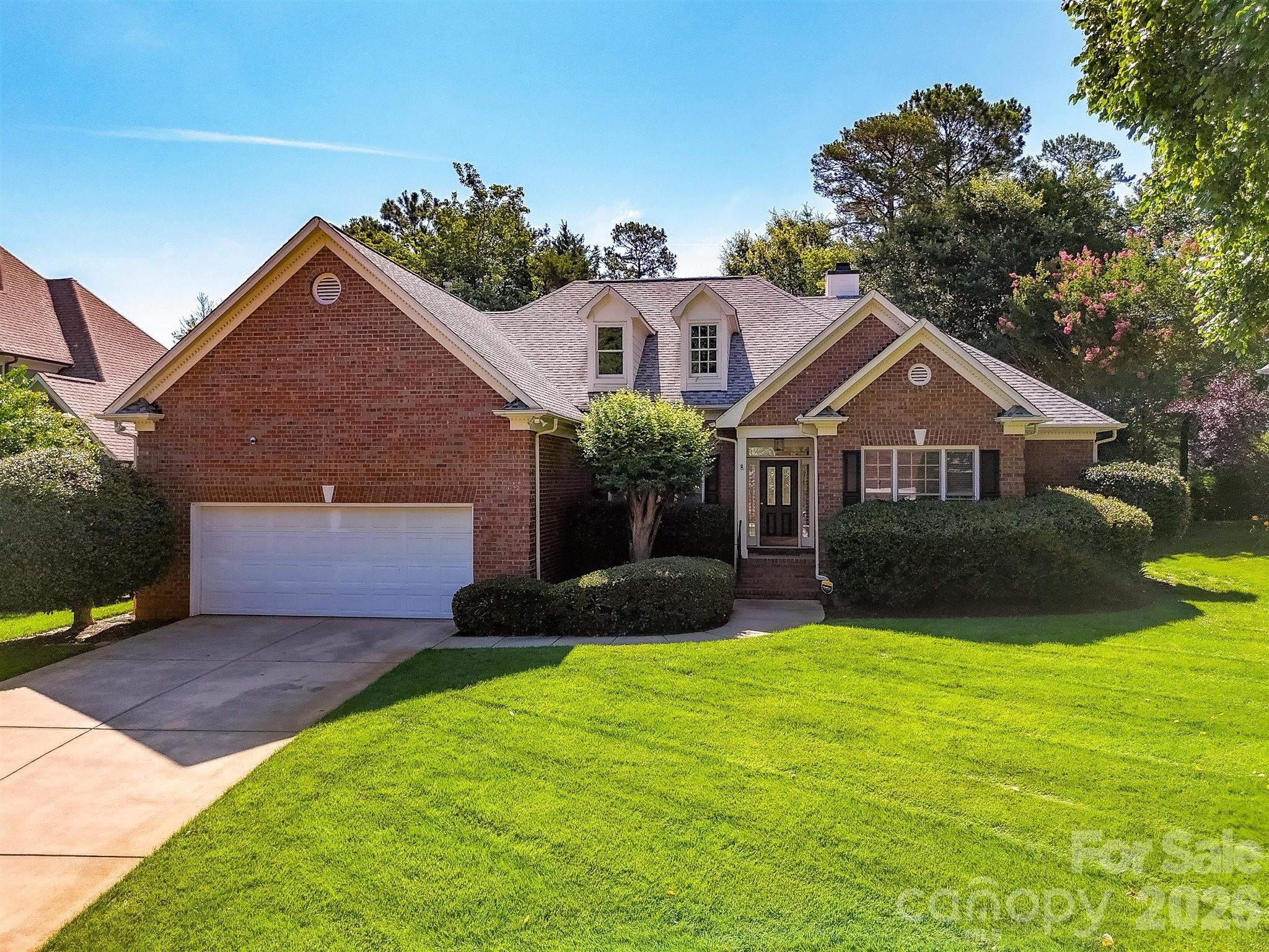 10119 Victoria Mill Court Property Photo 1