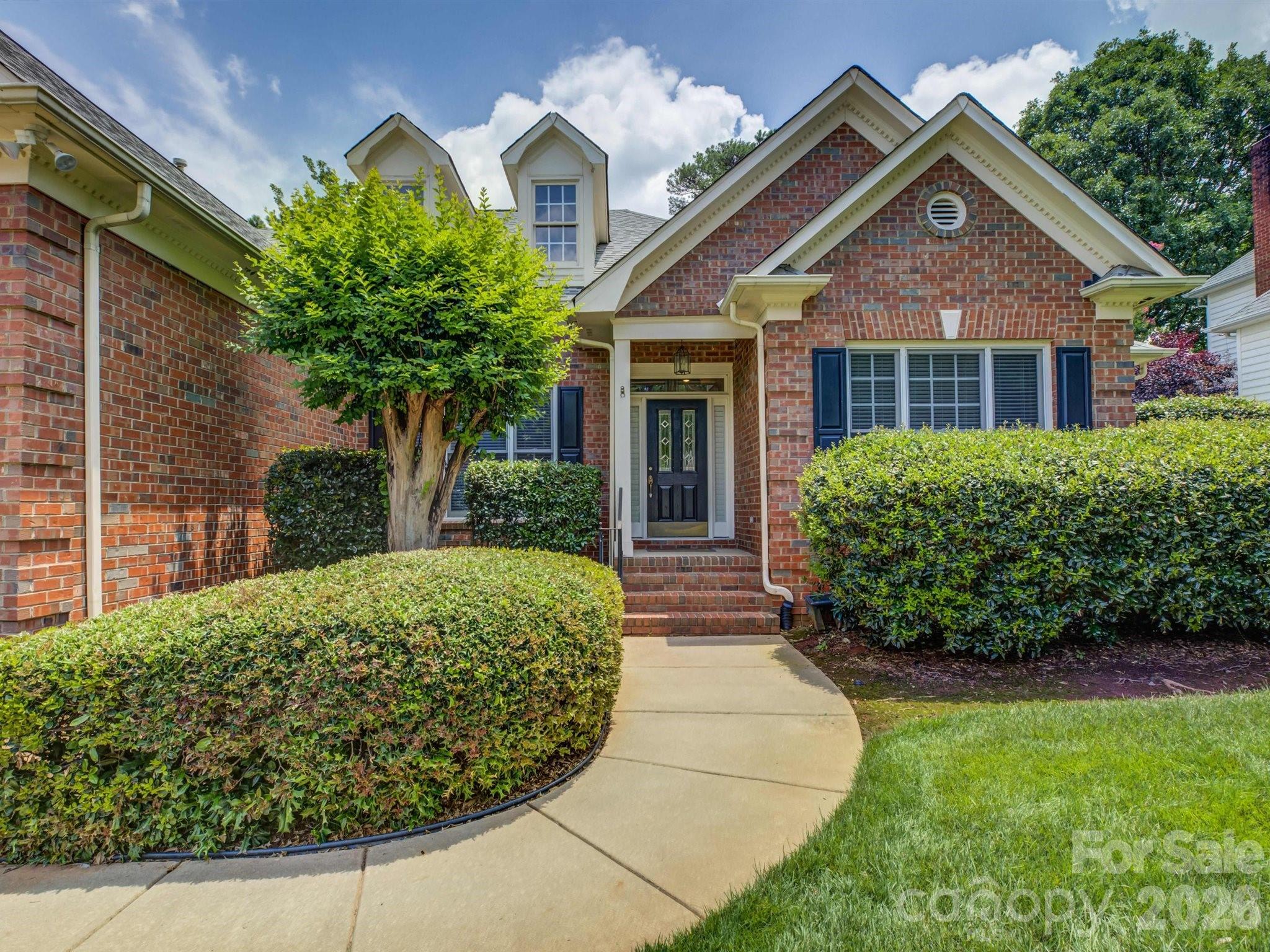 10119 Victoria Mill Court Property Photo 2