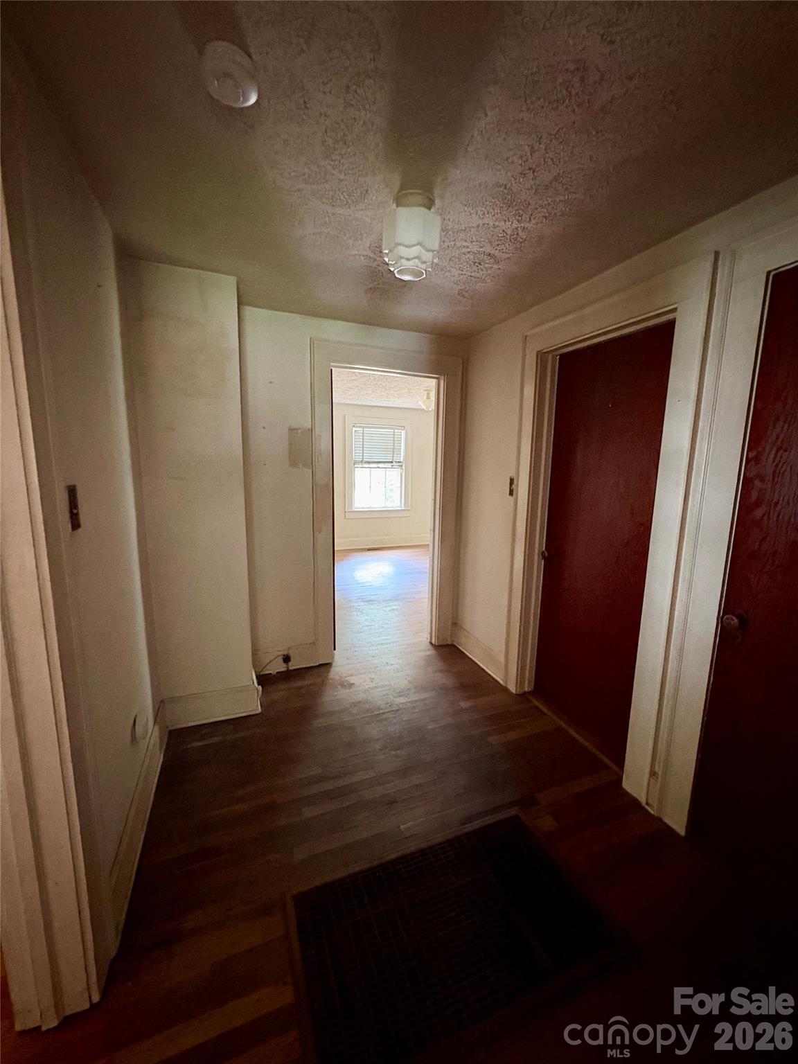 406 Circle Drive Property Photo 18