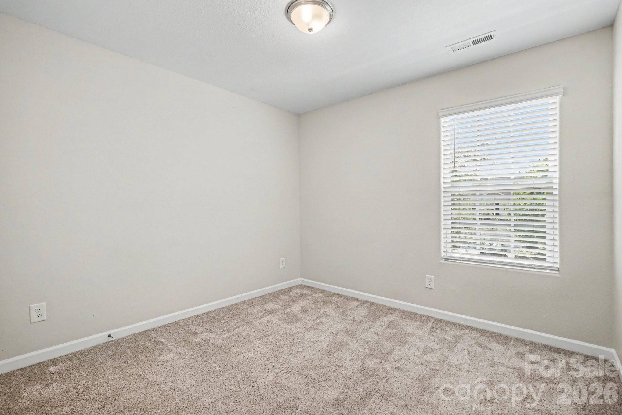 2240 Latimer Lane Property Photo 11