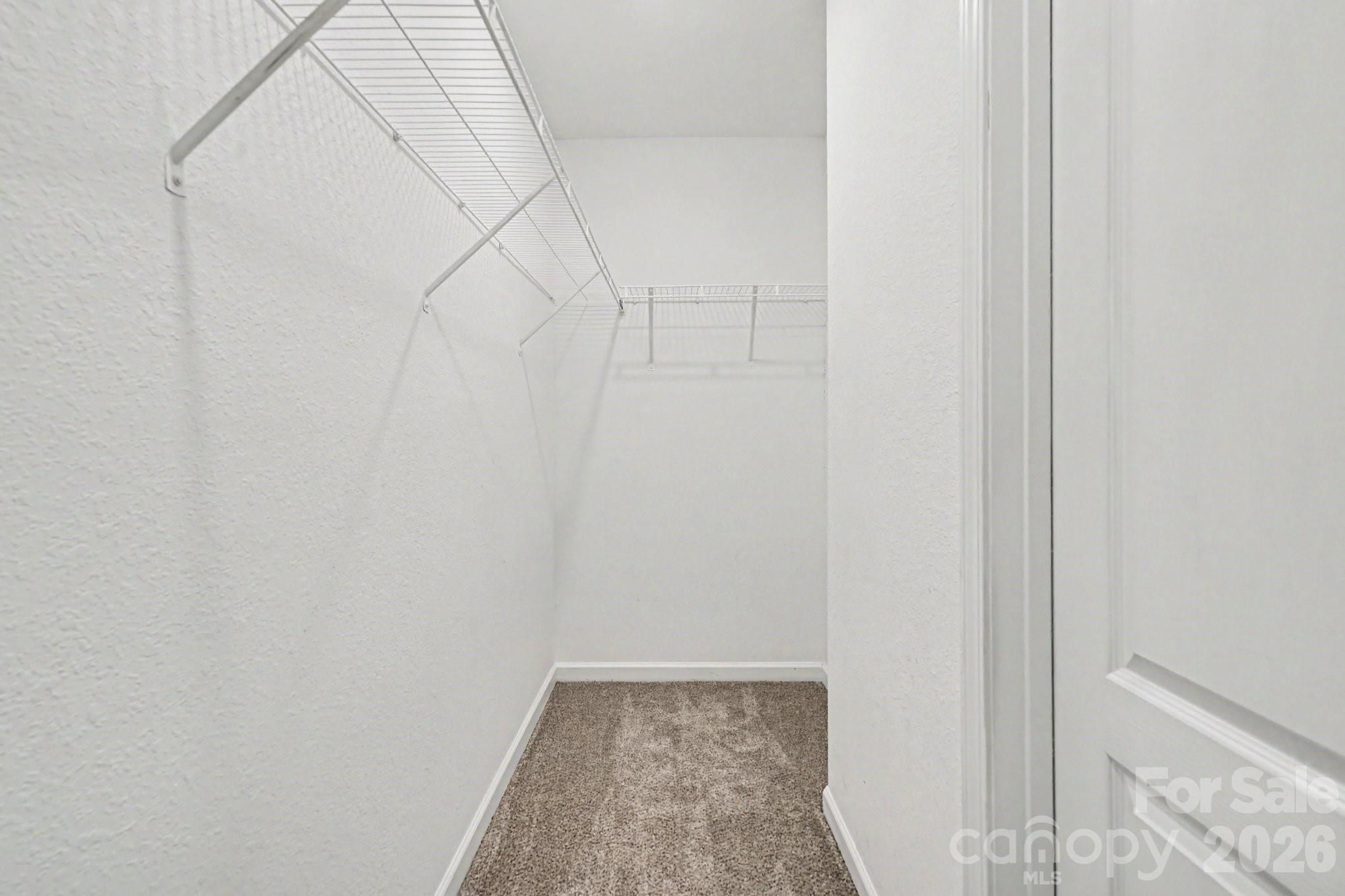 2240 Latimer Lane Property Photo 14