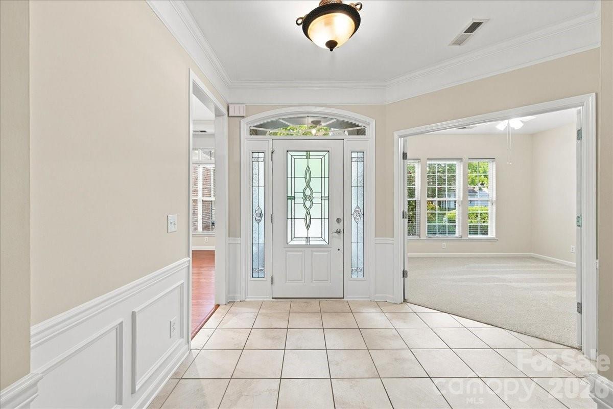36145 Watsonia Street Property Photo 5