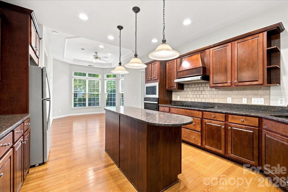 36145 Watsonia Street Property Photo 10