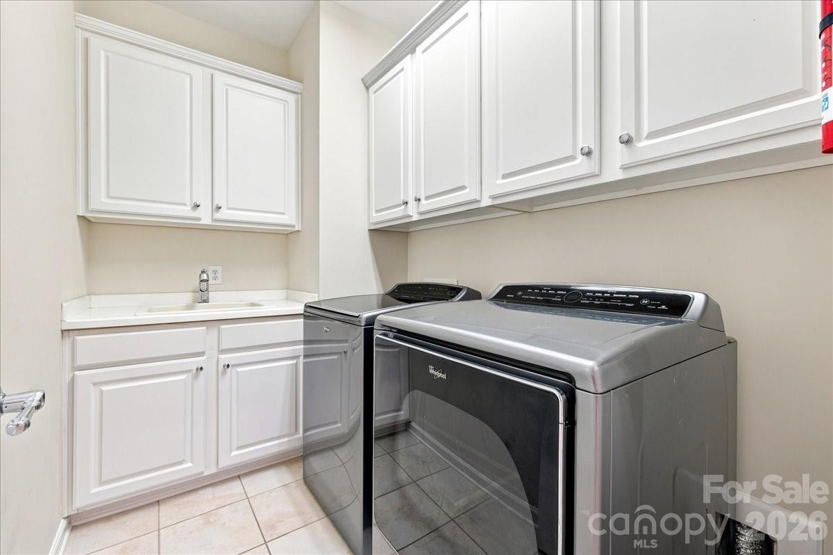 36145 Watsonia Street Property Photo 23