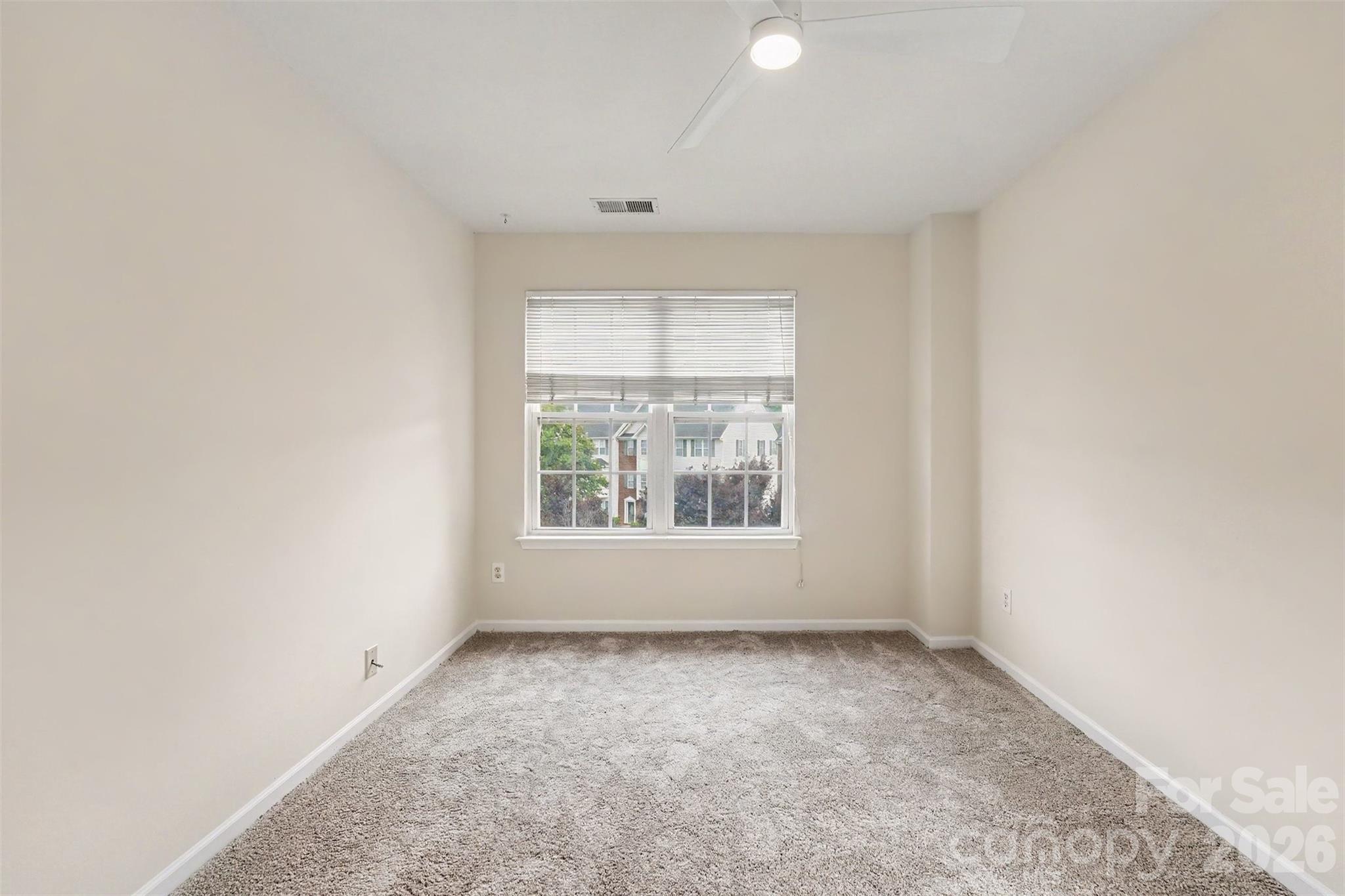 9866 Treeside Lane Property Photo 18