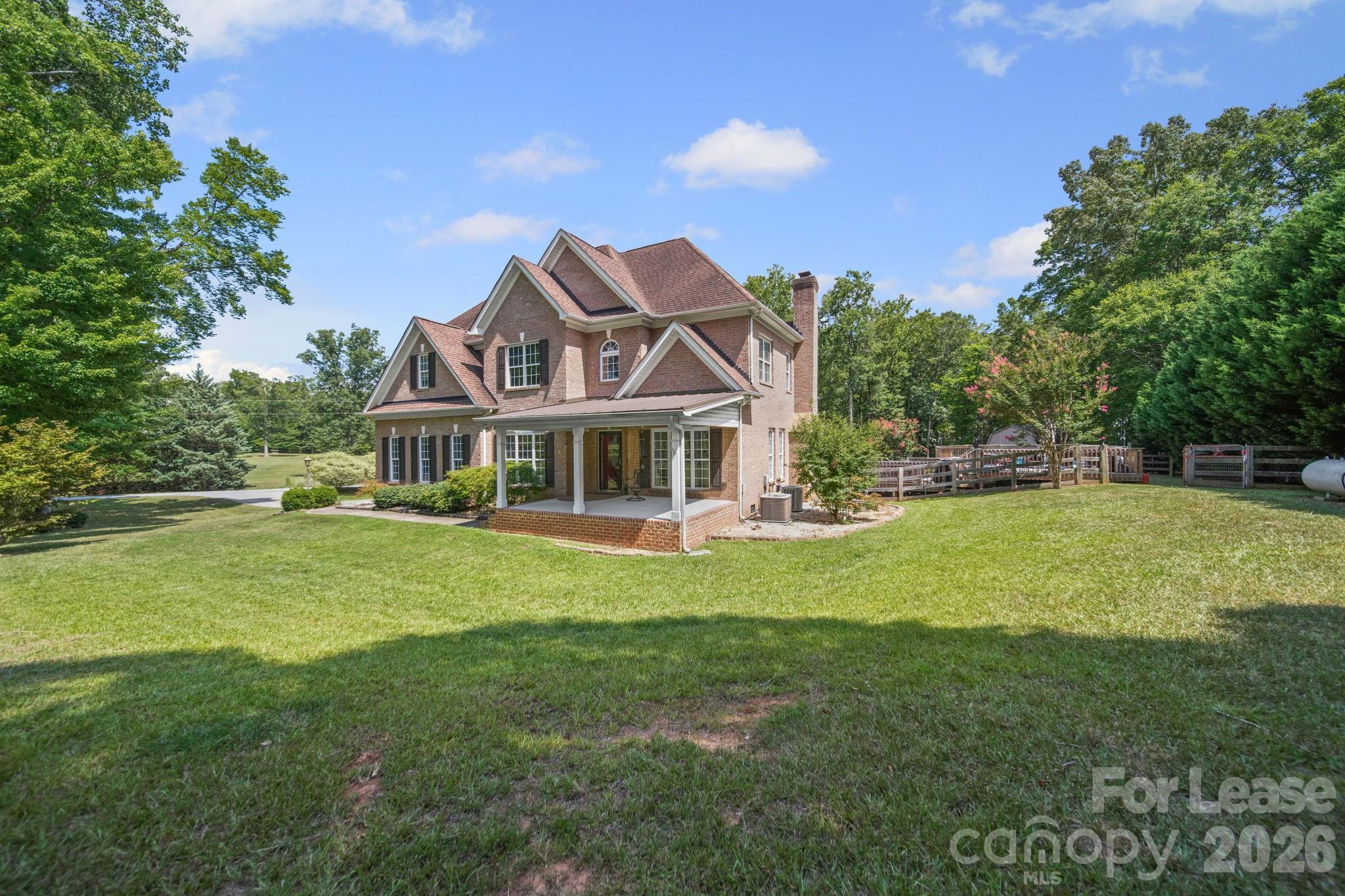 7107 Nesbit Road Property Photo 2