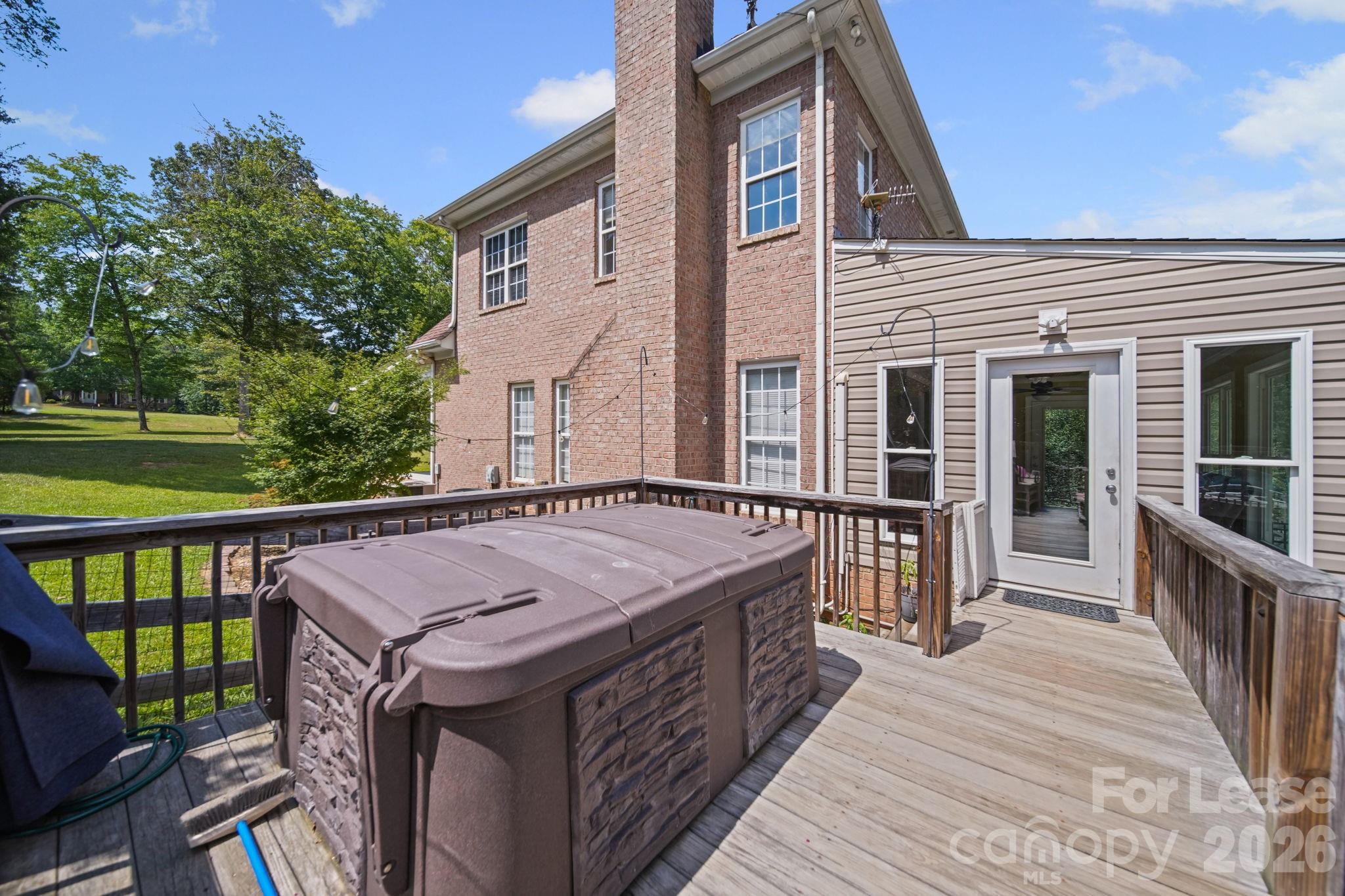 7107 Nesbit Road Property Photo 37
