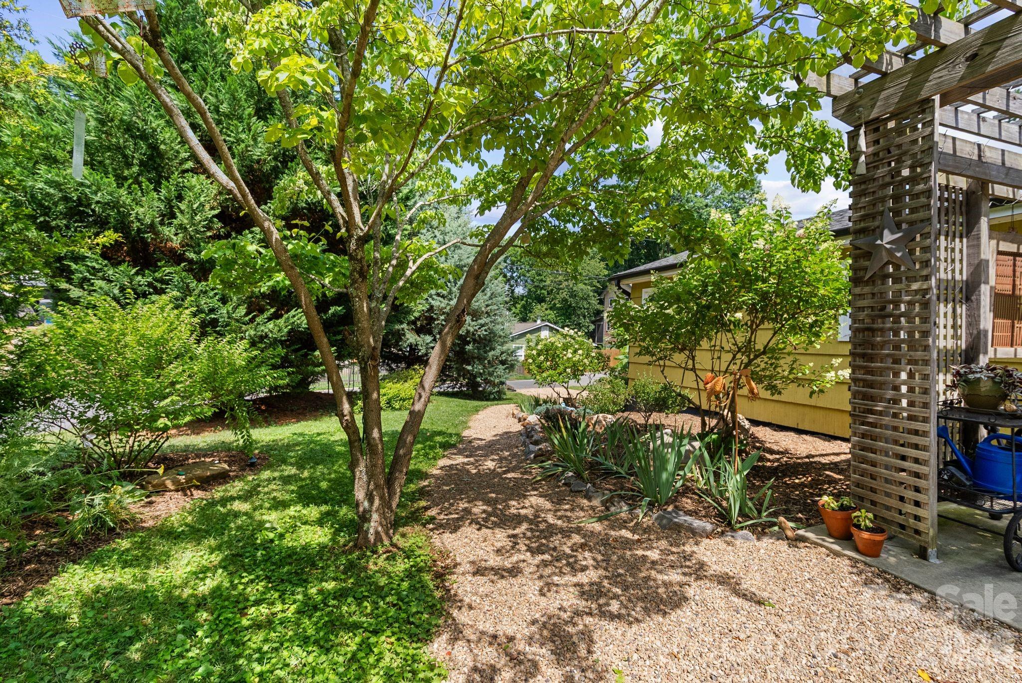 321 Sulphur Springs Road Property Photo 6