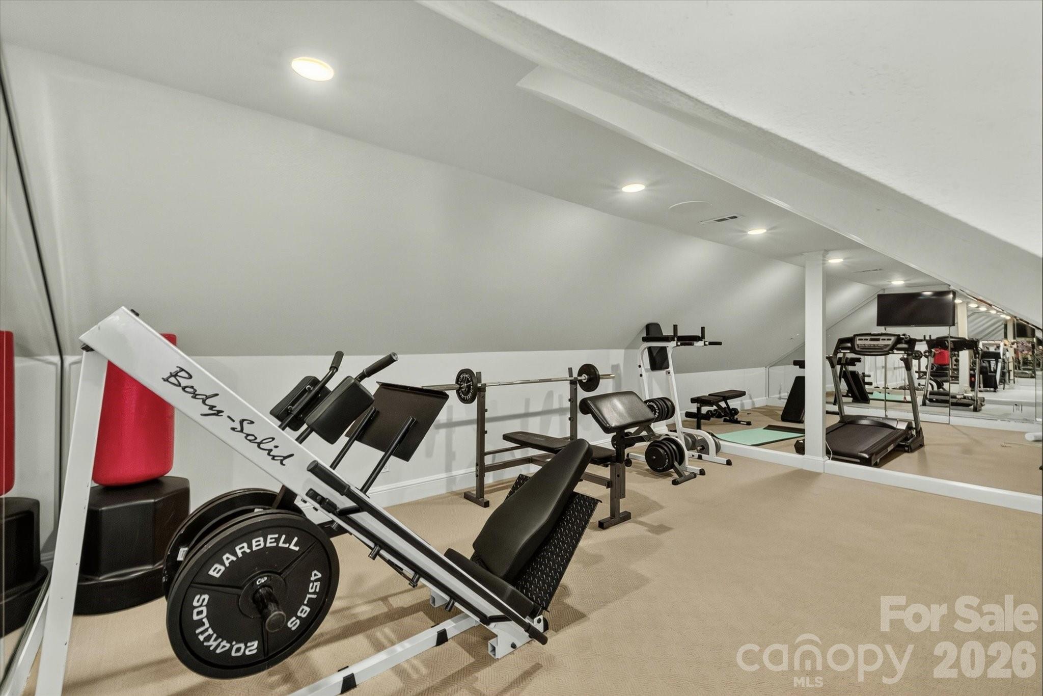 9117 Yellow Pine Court Property Photo 37