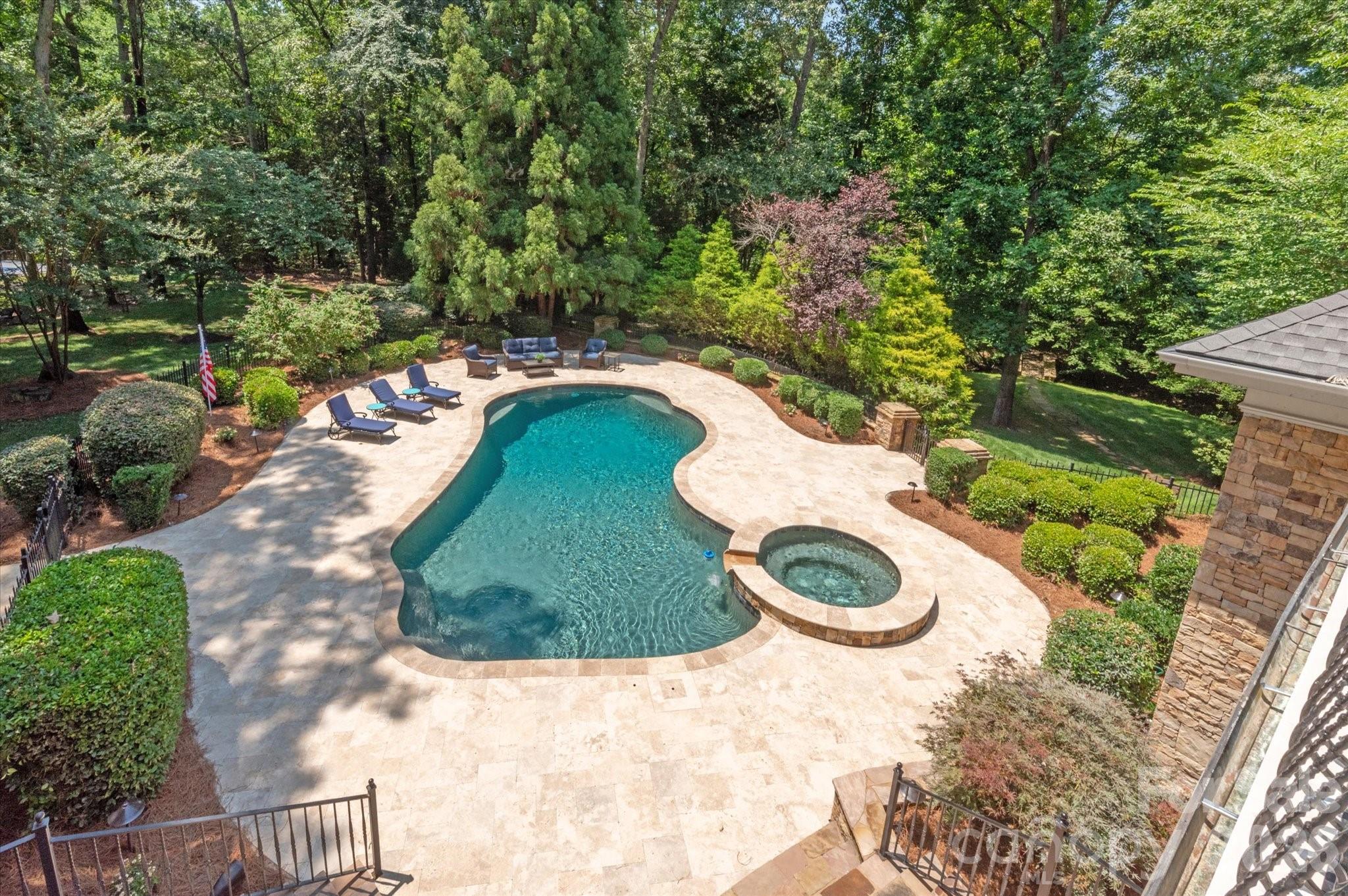 9117 Yellow Pine Court Property Photo 40