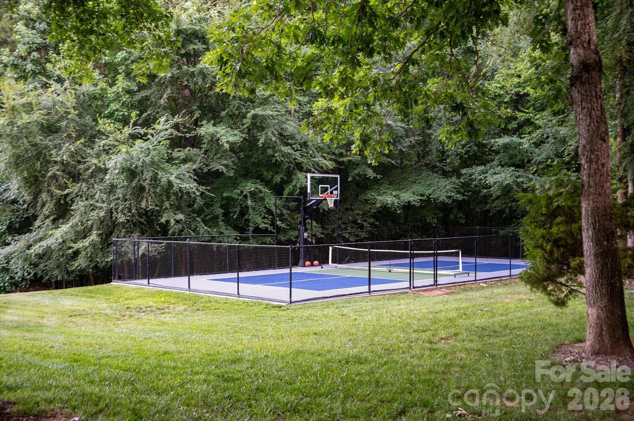 9117 Yellow Pine Court Property Photo 46