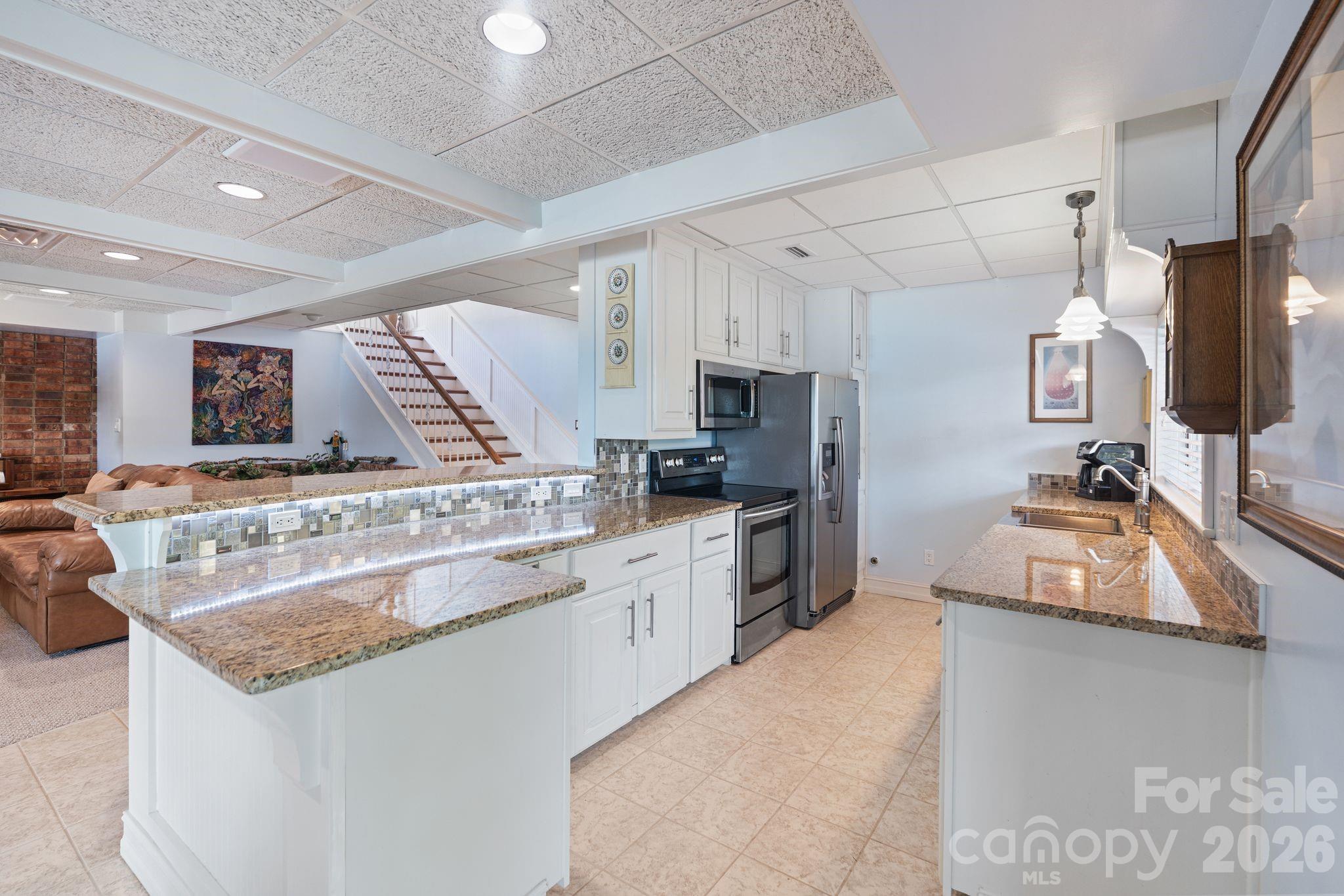 6296 Southlake Drive Property Photo 34