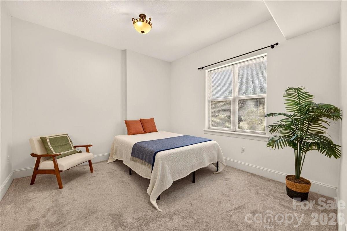 4625 Piedmont Row Drive 316 Property Photo 11