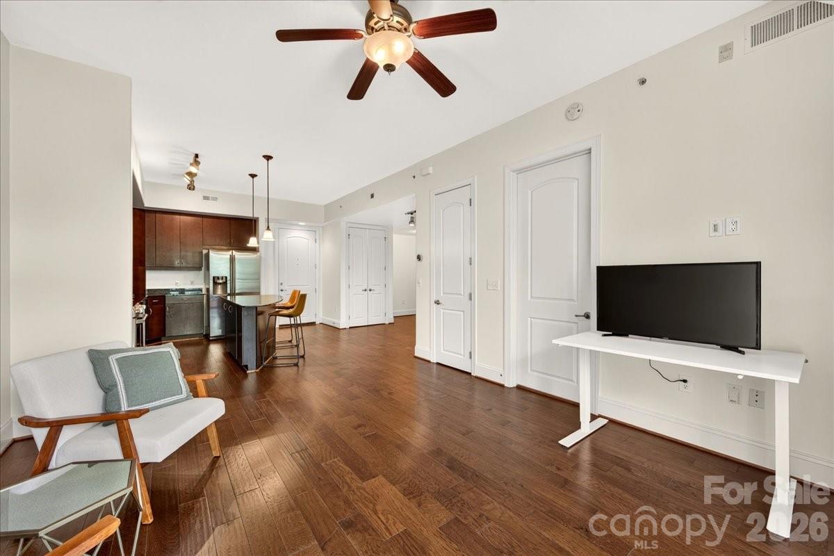 4625 Piedmont Row Drive 316 Property Photo 26