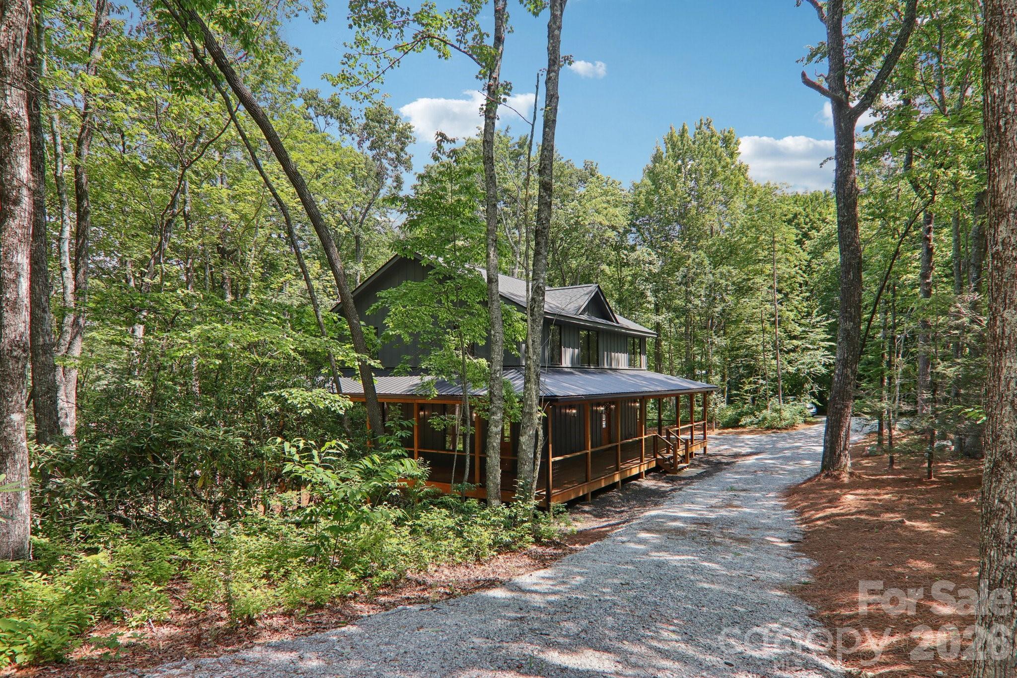 365 Cherokee Circle Property Photo 4