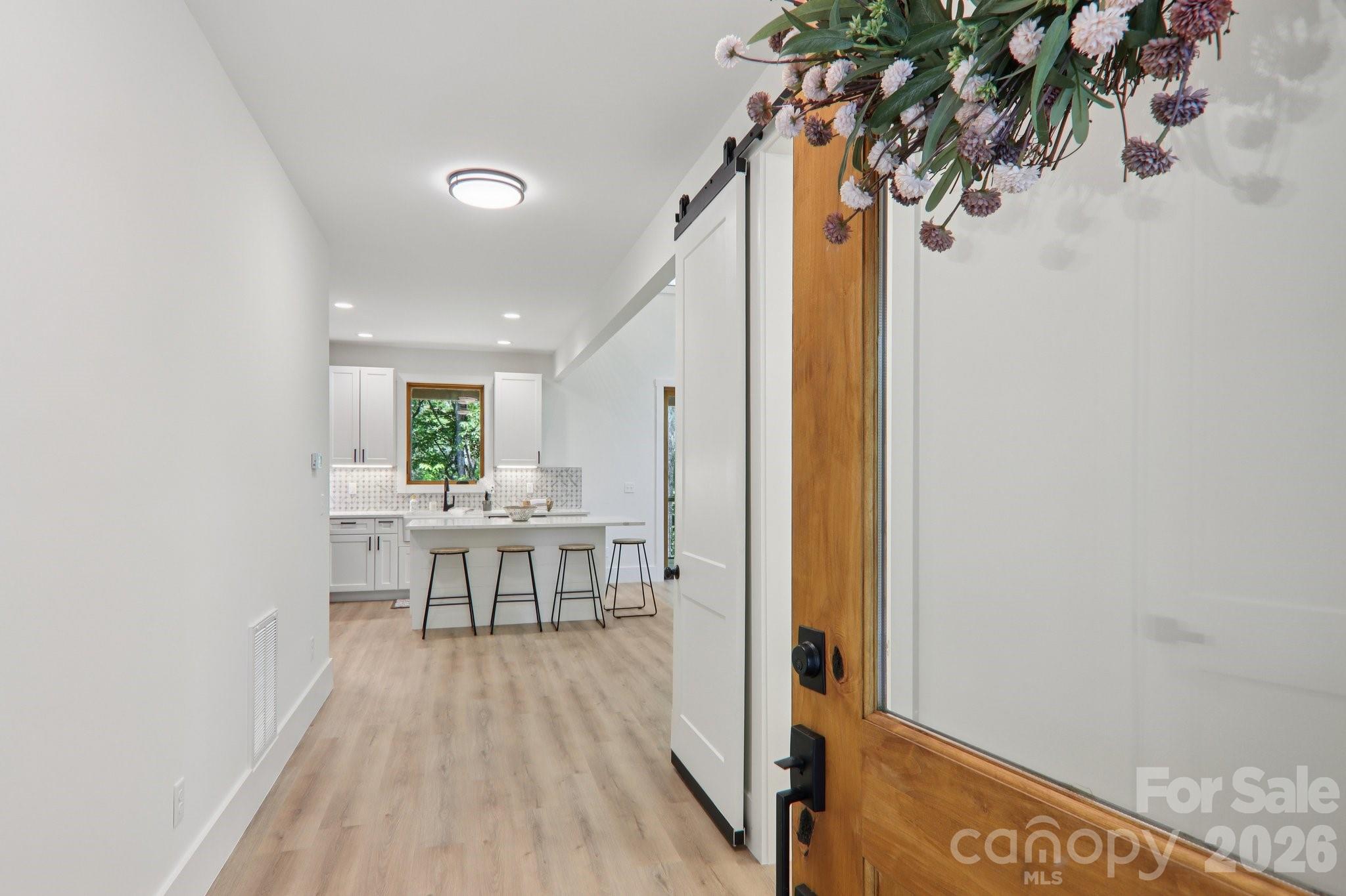 365 Cherokee Circle Property Photo 6