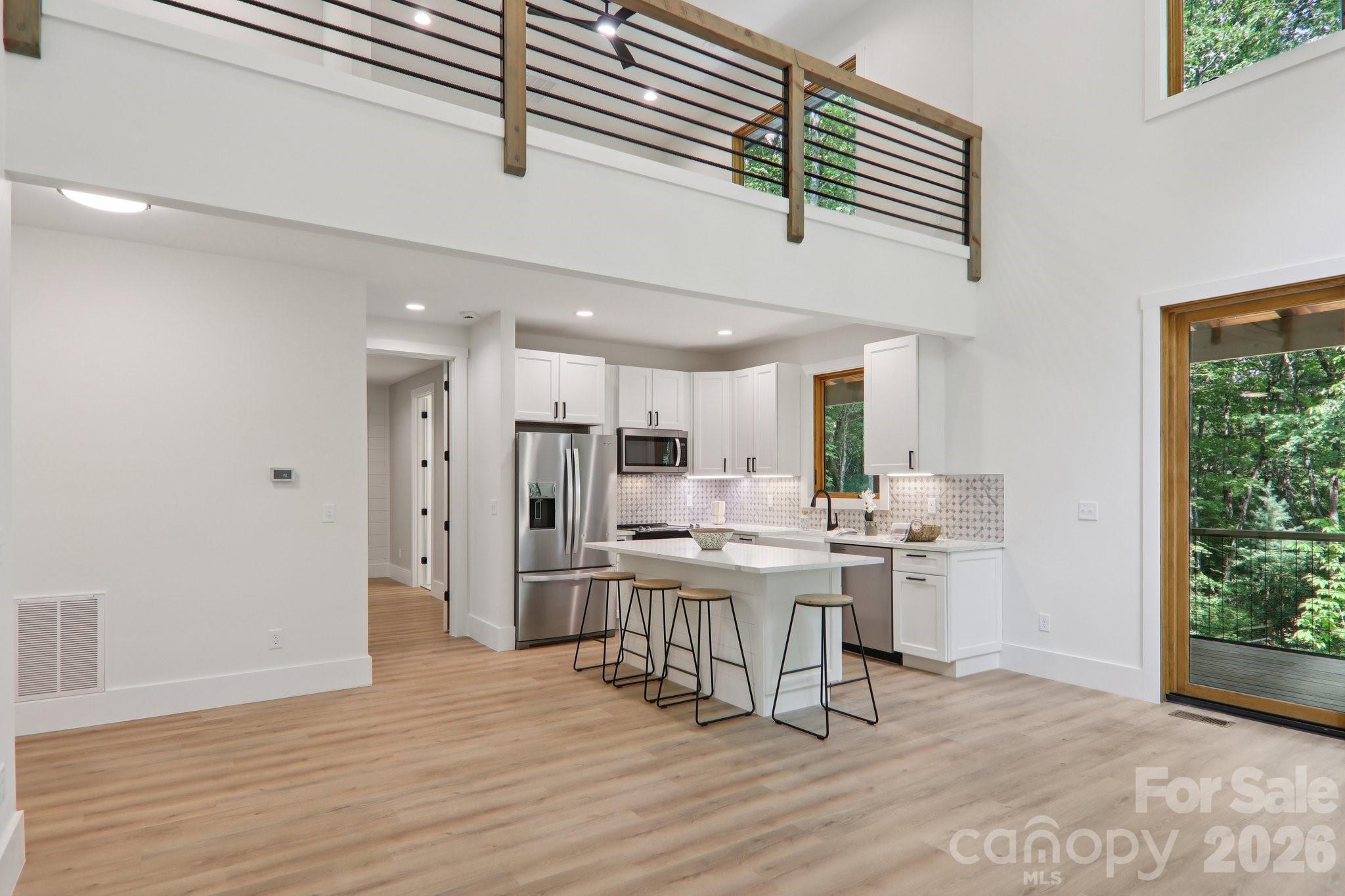 365 Cherokee Circle Property Photo 8