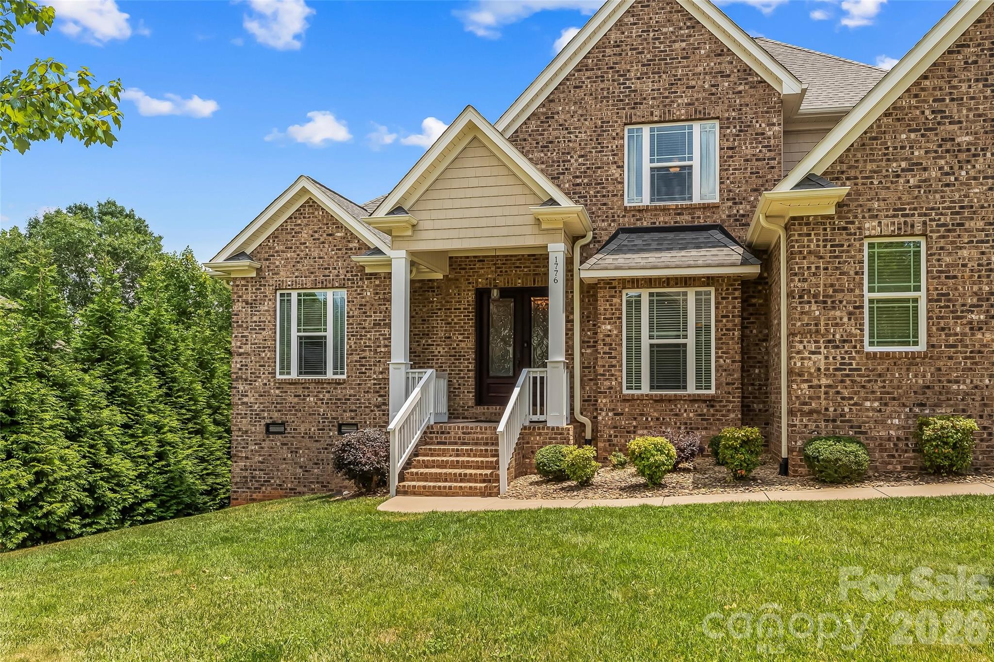 1776 White Water Court Property Photo 2
