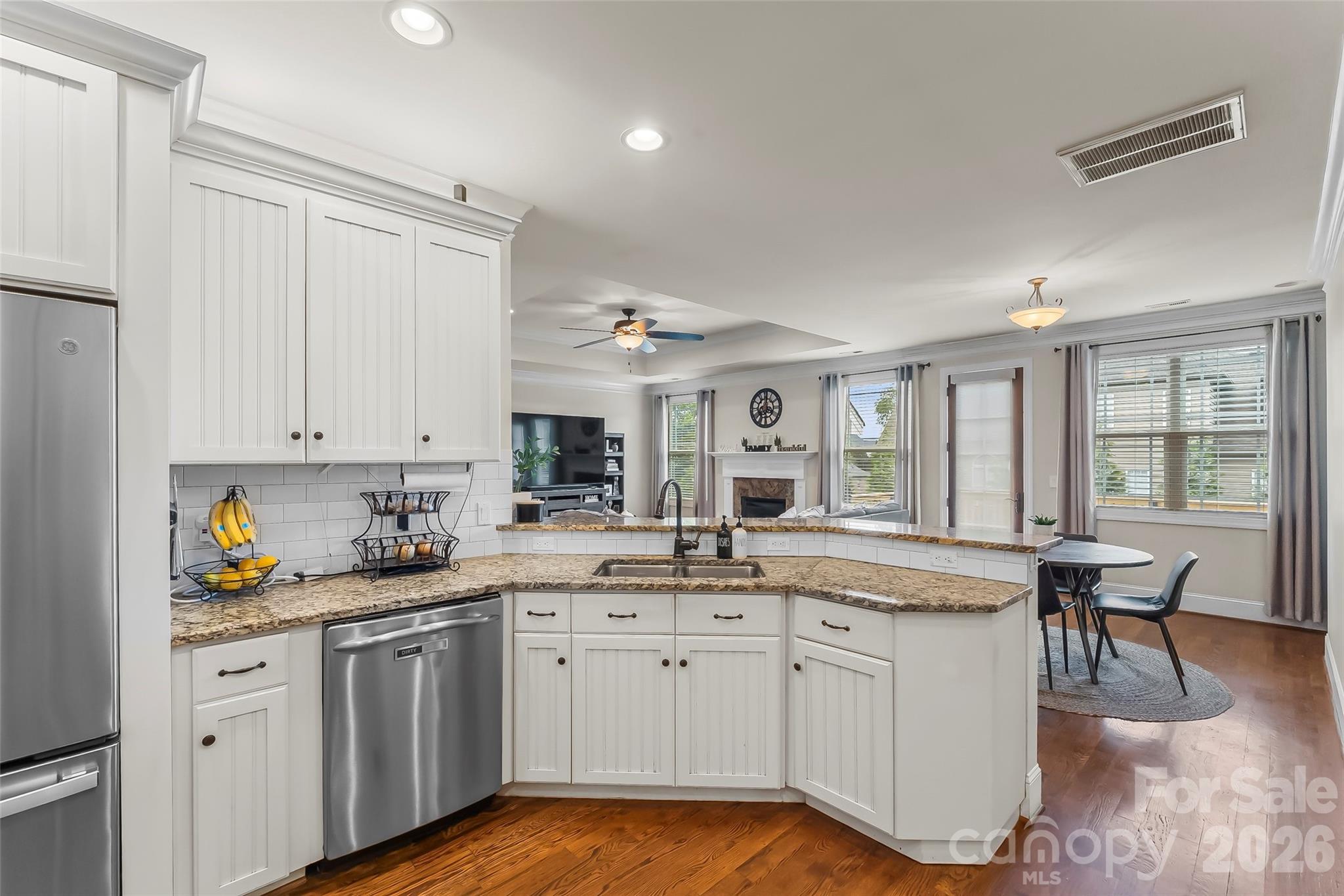 1776 White Water Court Property Photo 7