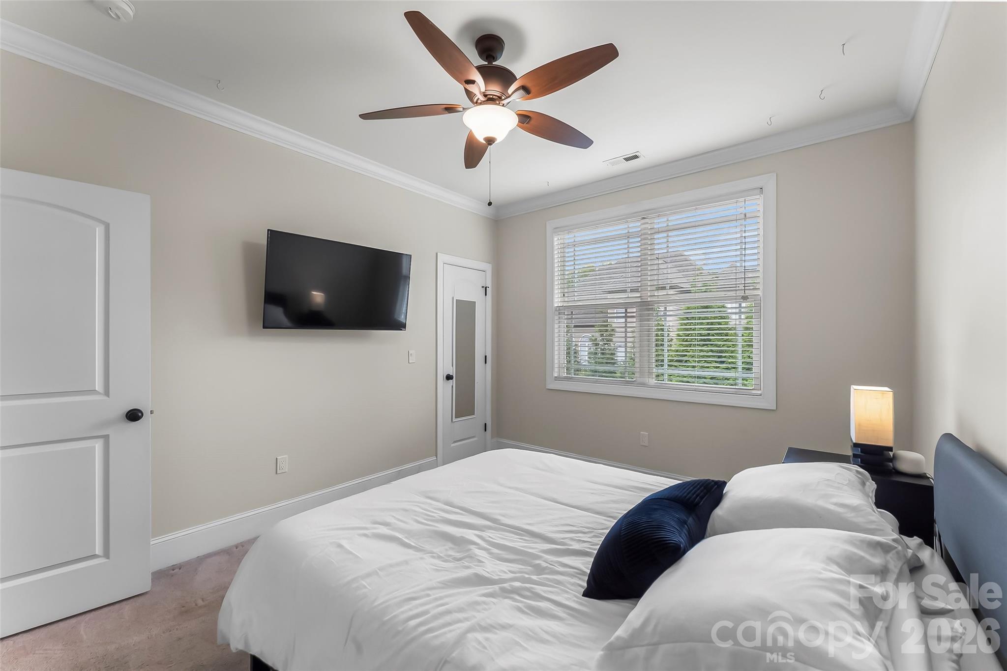 1776 White Water Court Property Photo 18