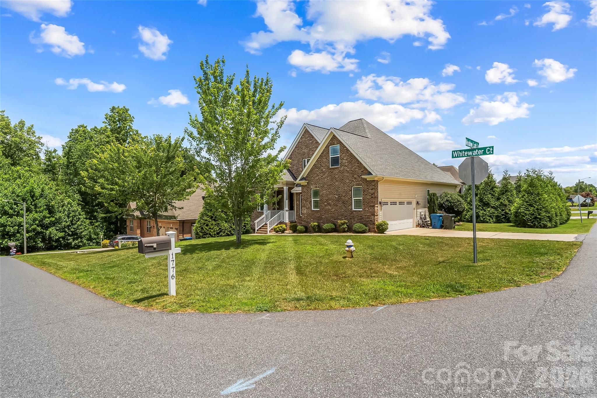 1776 White Water Court Property Photo 25