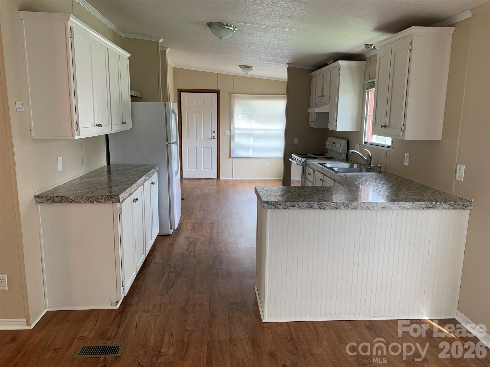 135 Langtree Road Property Photo 5