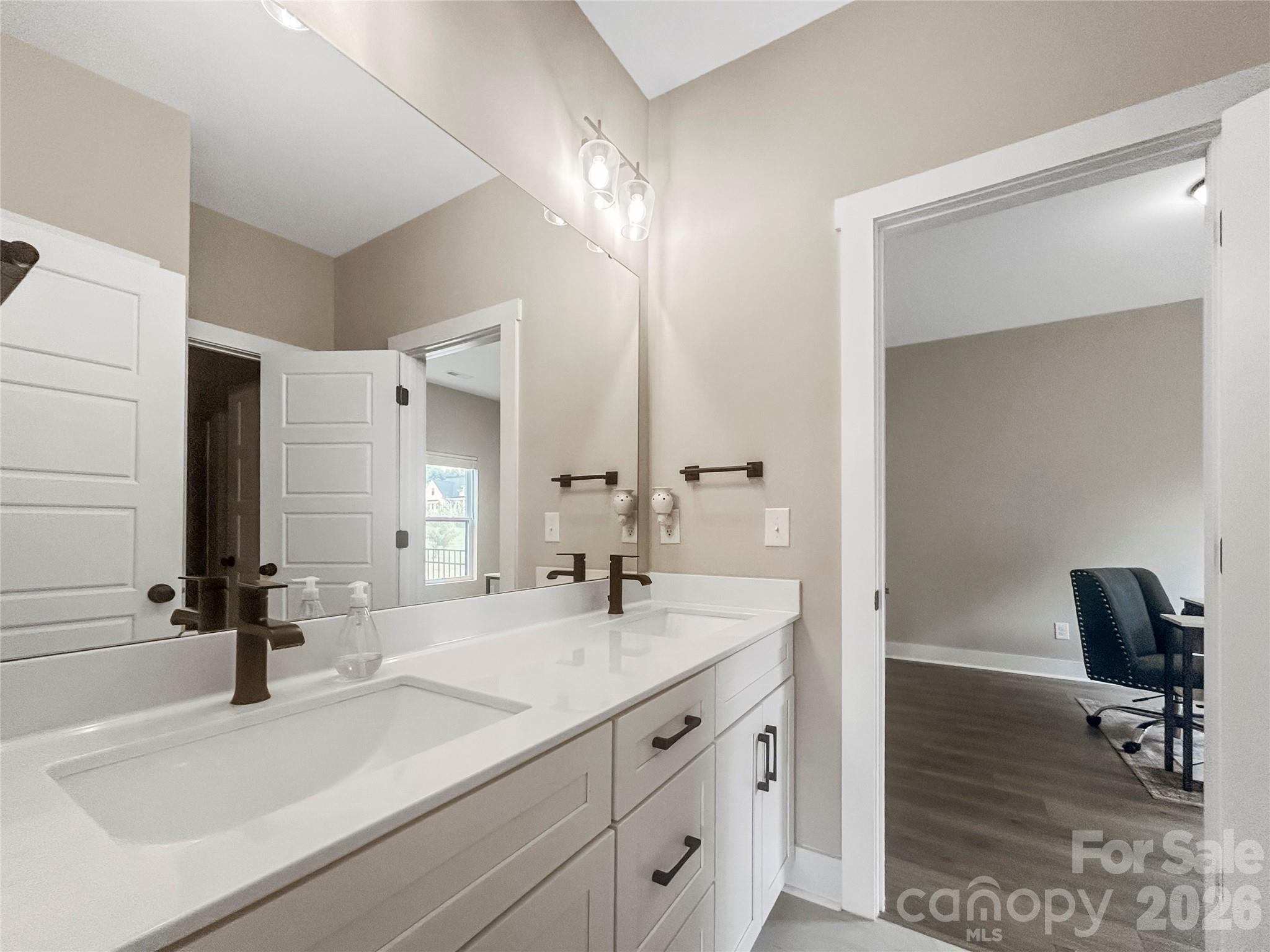 501 Edmunds Lane Property Photo 25