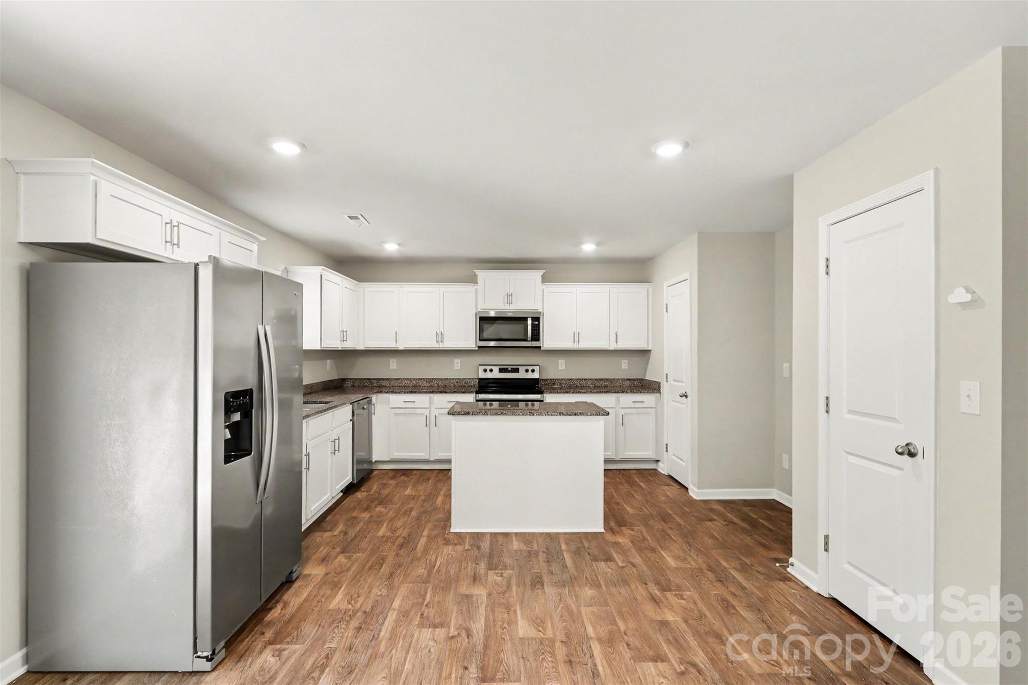 310 Kingsford Drive Property Photo 11