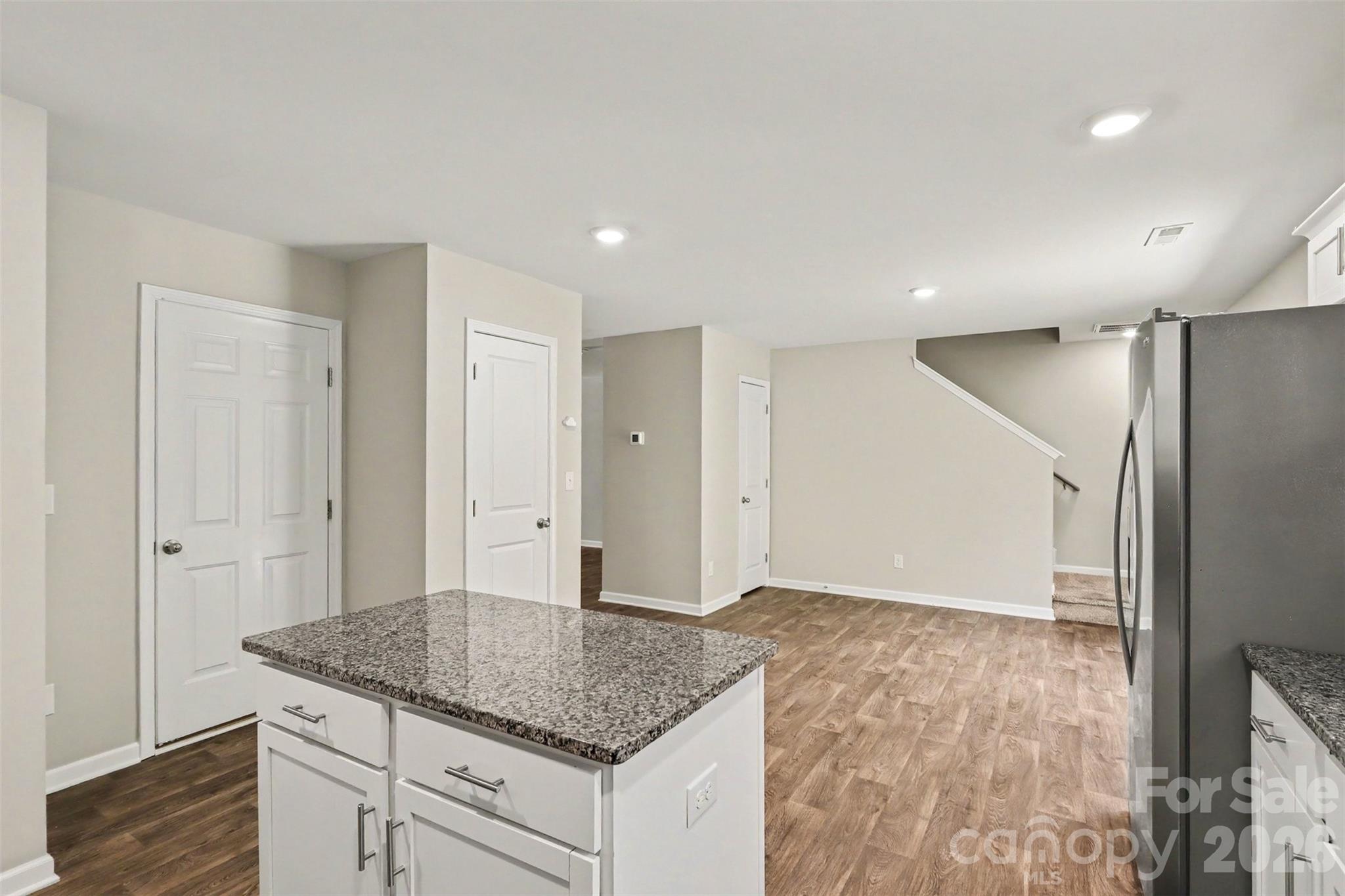 310 Kingsford Drive Property Photo 13