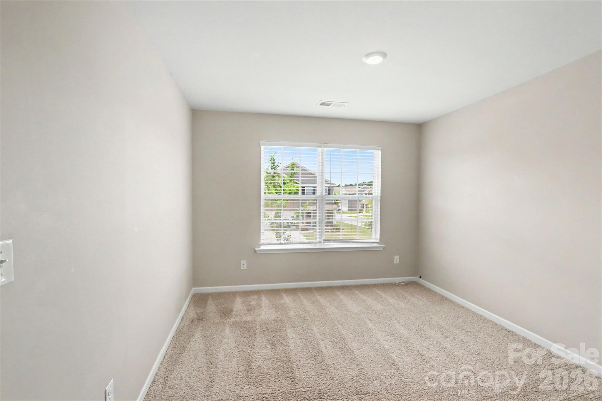 310 Kingsford Drive Property Photo 20