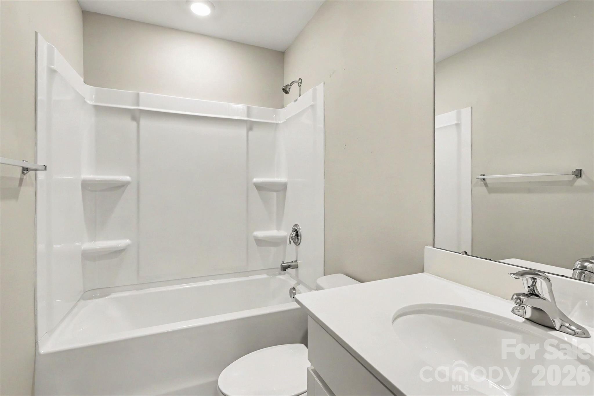 310 Kingsford Drive Property Photo 23
