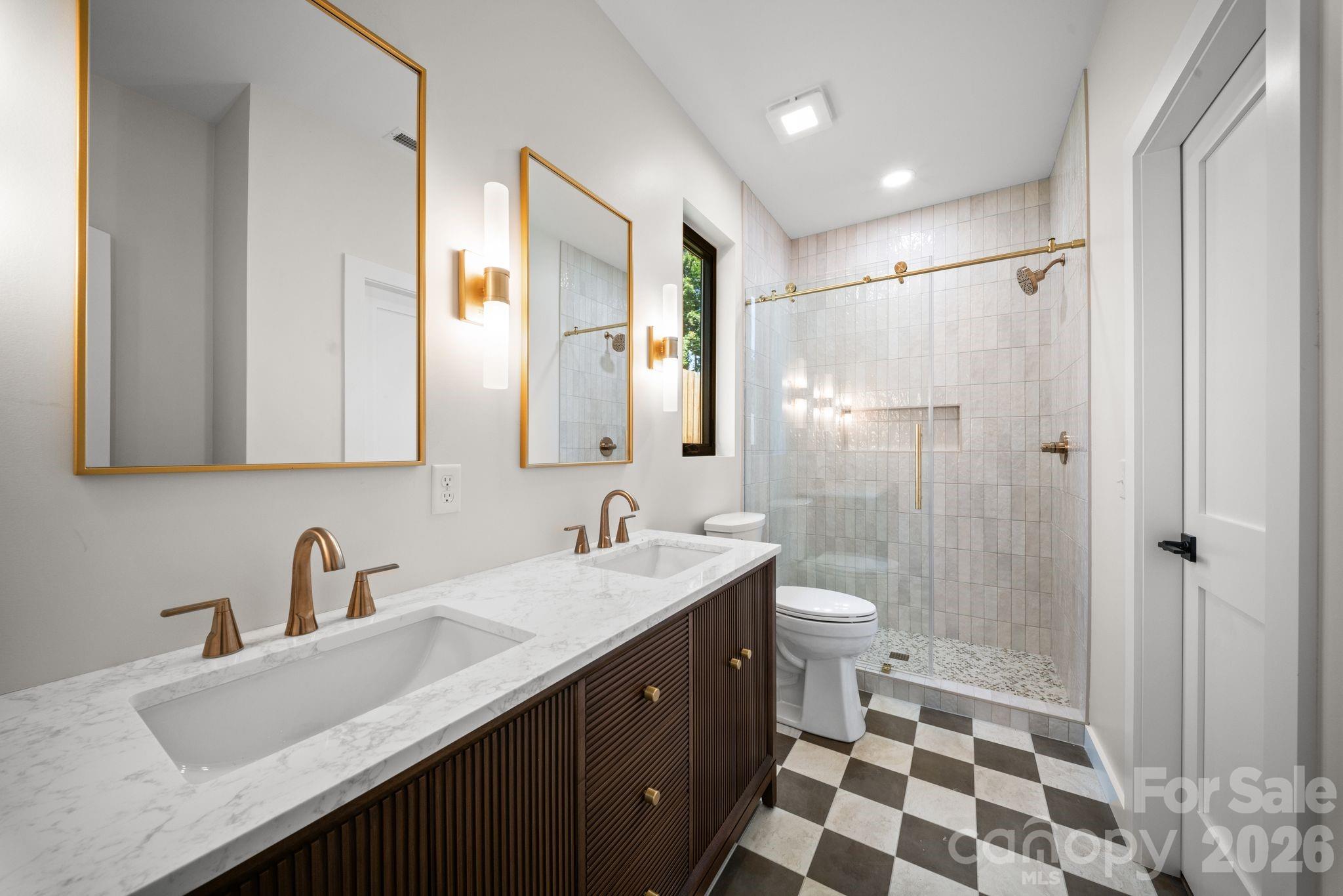 6 Sandhurst Drive Property Photo 10