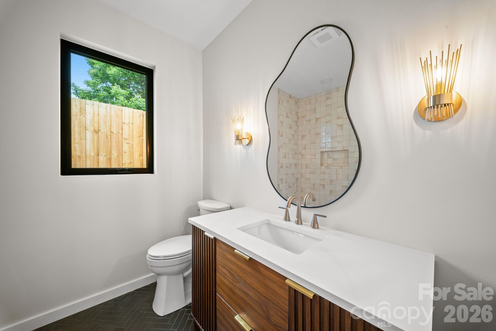 6 Sandhurst Drive Property Photo 13