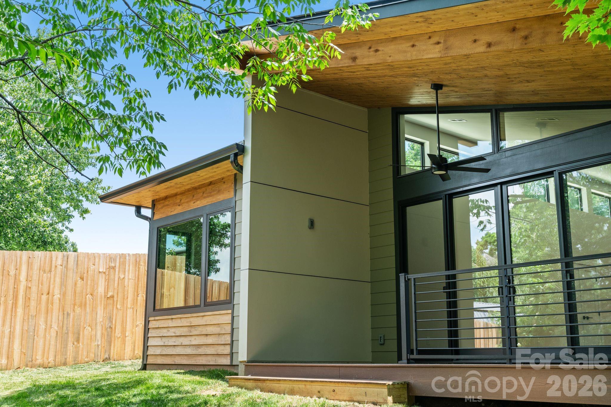 6 Sandhurst Drive Property Photo 17