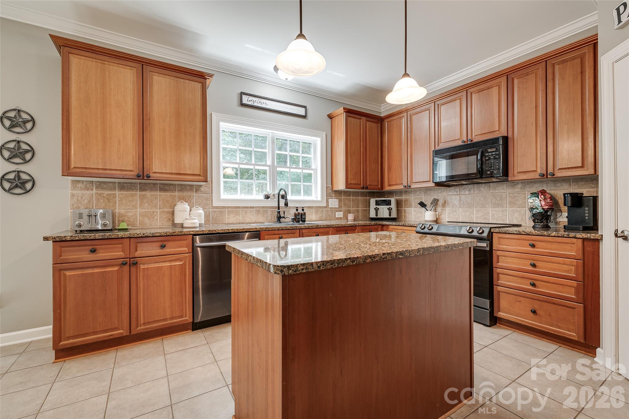 14427 Maclauren Lane Property Photo 7
