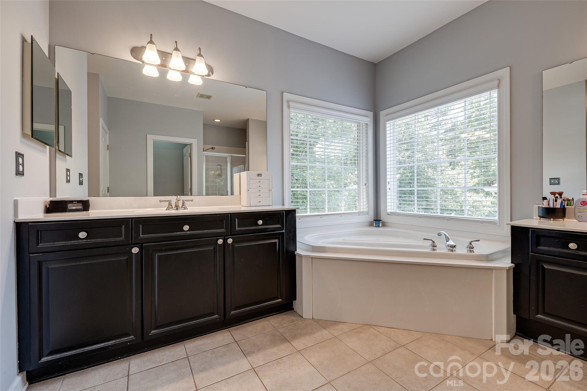 14427 Maclauren Lane Property Photo 20