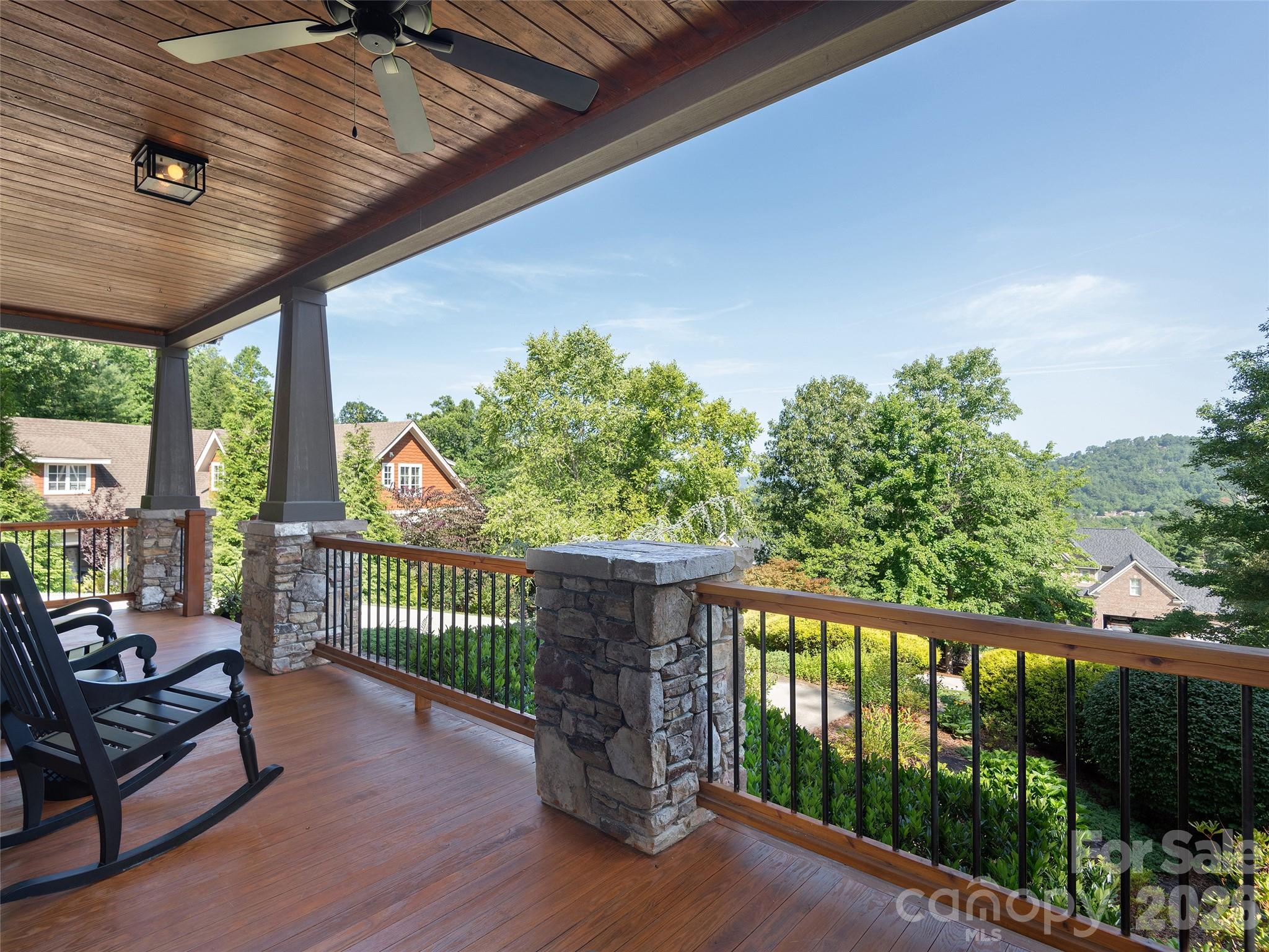 80 Village Pointe Lane Property Photo 5