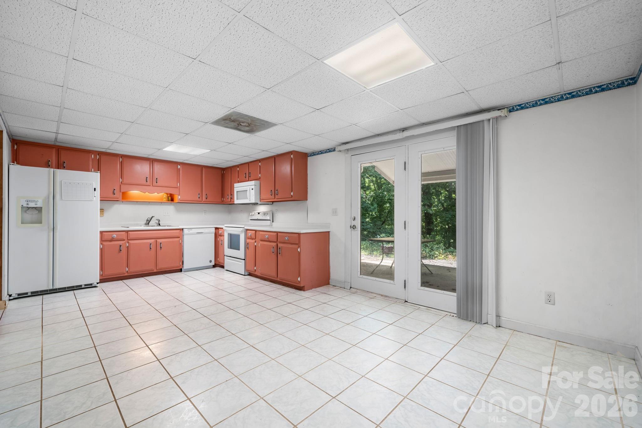 75 Laurelwood Drive 97 Property Photo 6