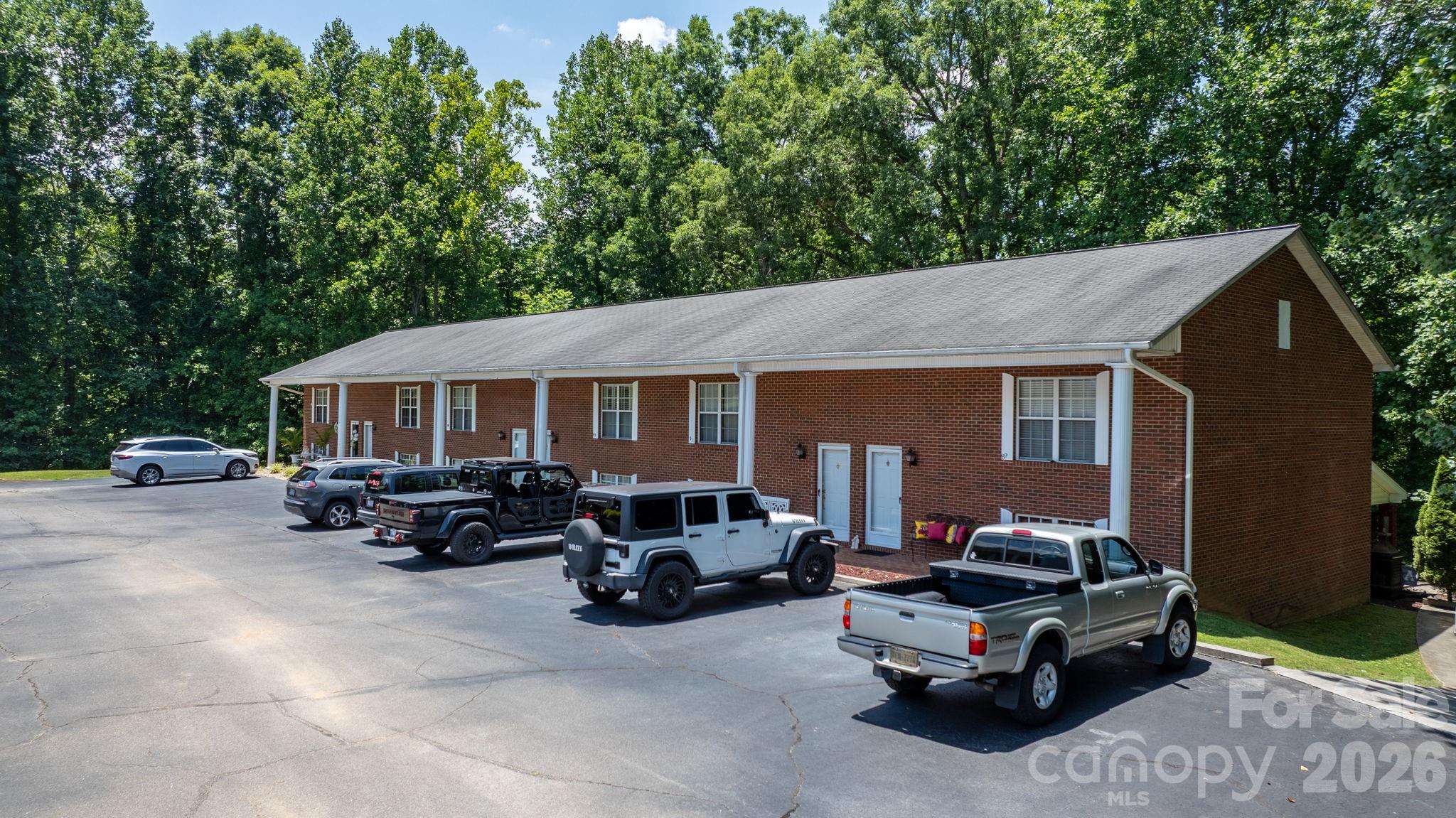 75 Laurelwood Drive 97 Property Photo 18