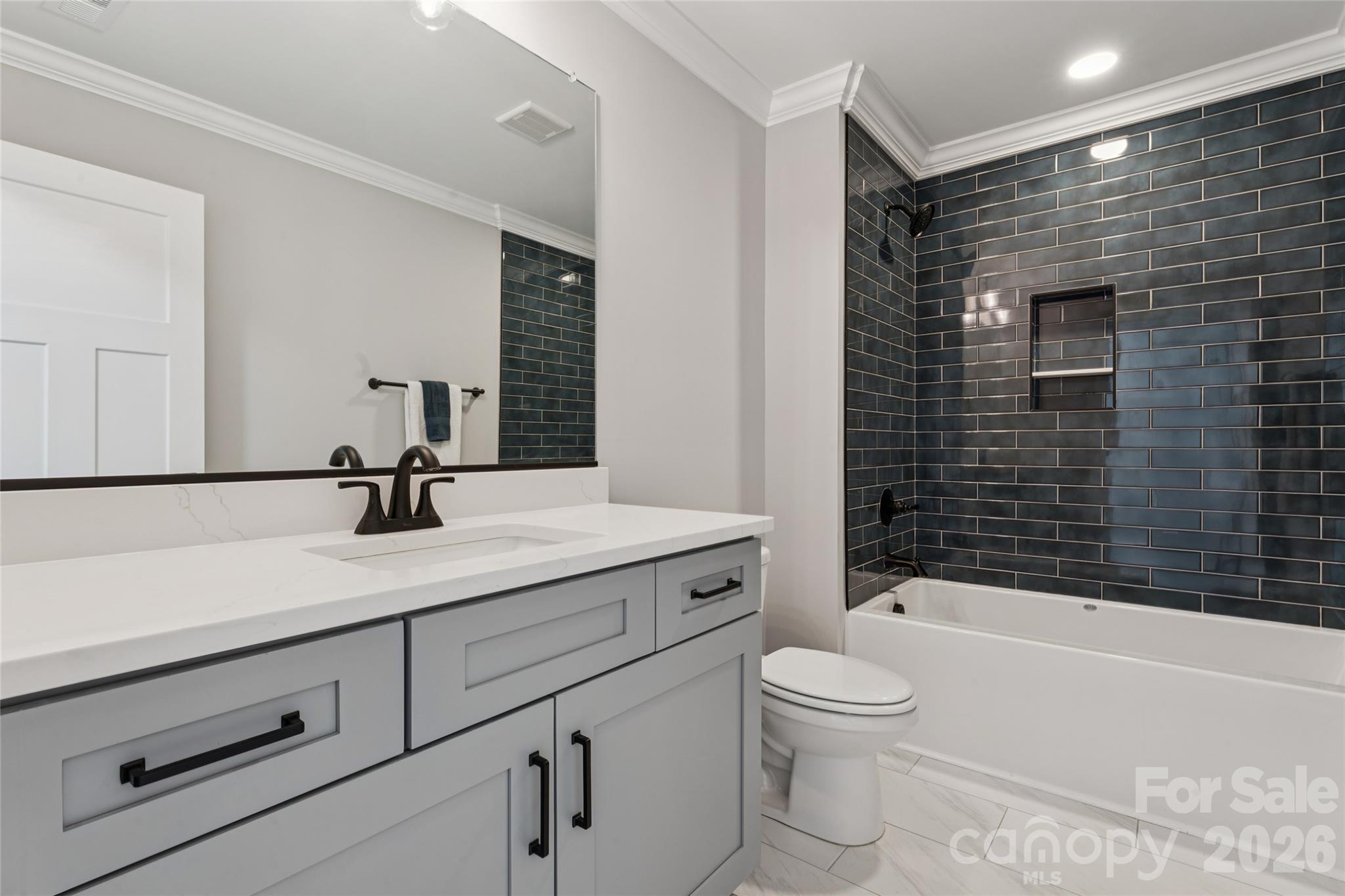 144 Reserve Drive Property Photo 21