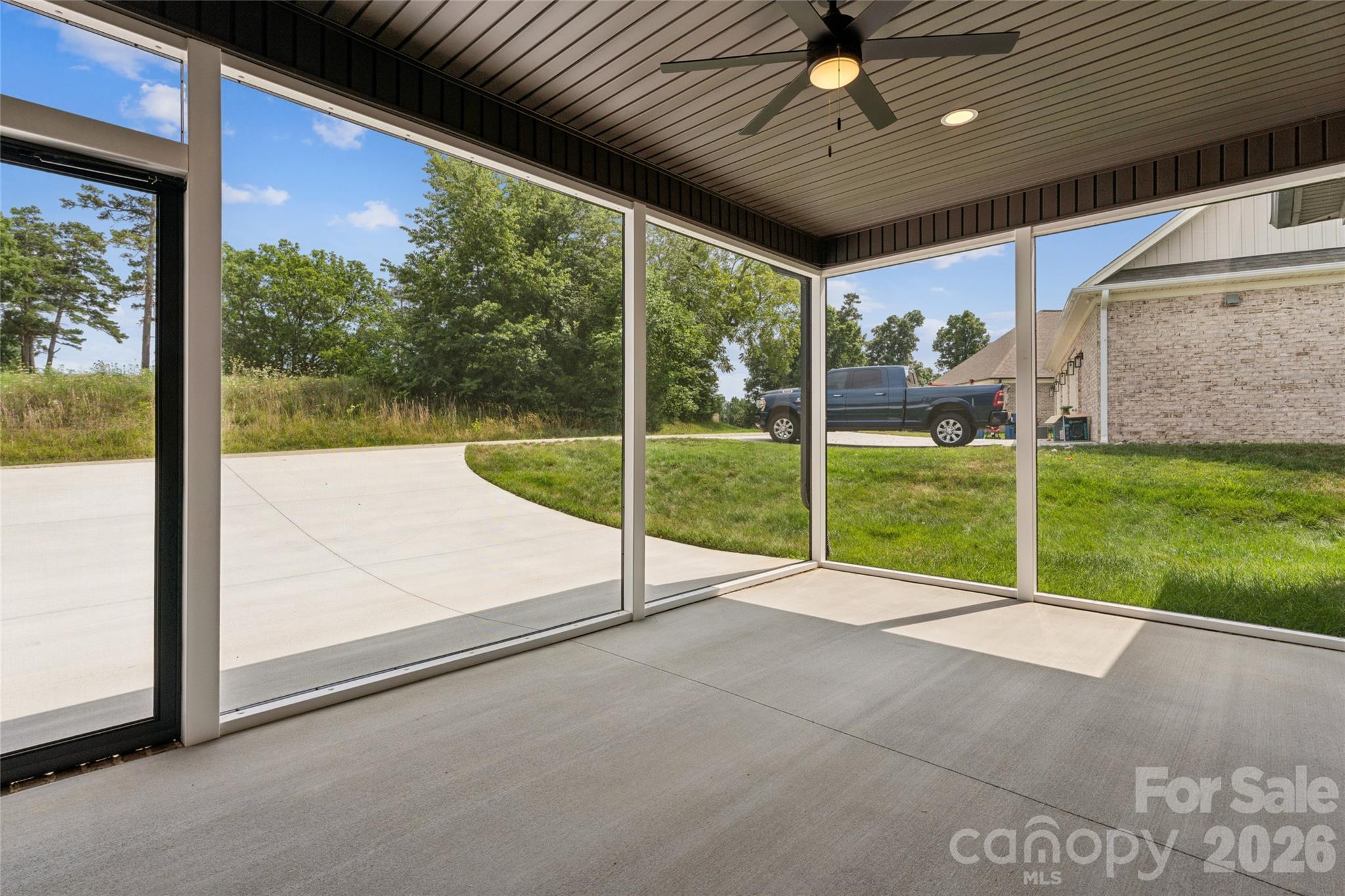 144 Reserve Drive Property Photo 24