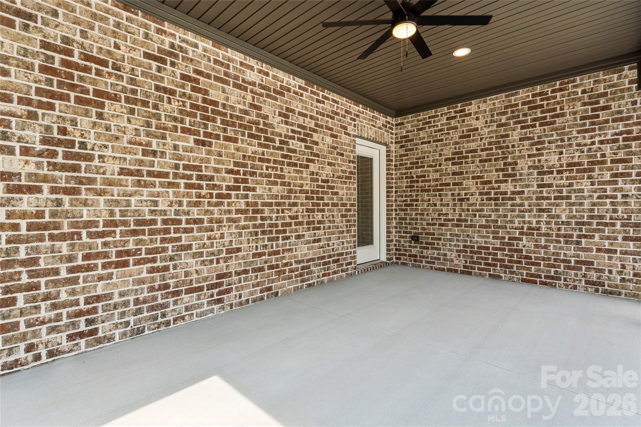 144 Reserve Drive Property Photo 25