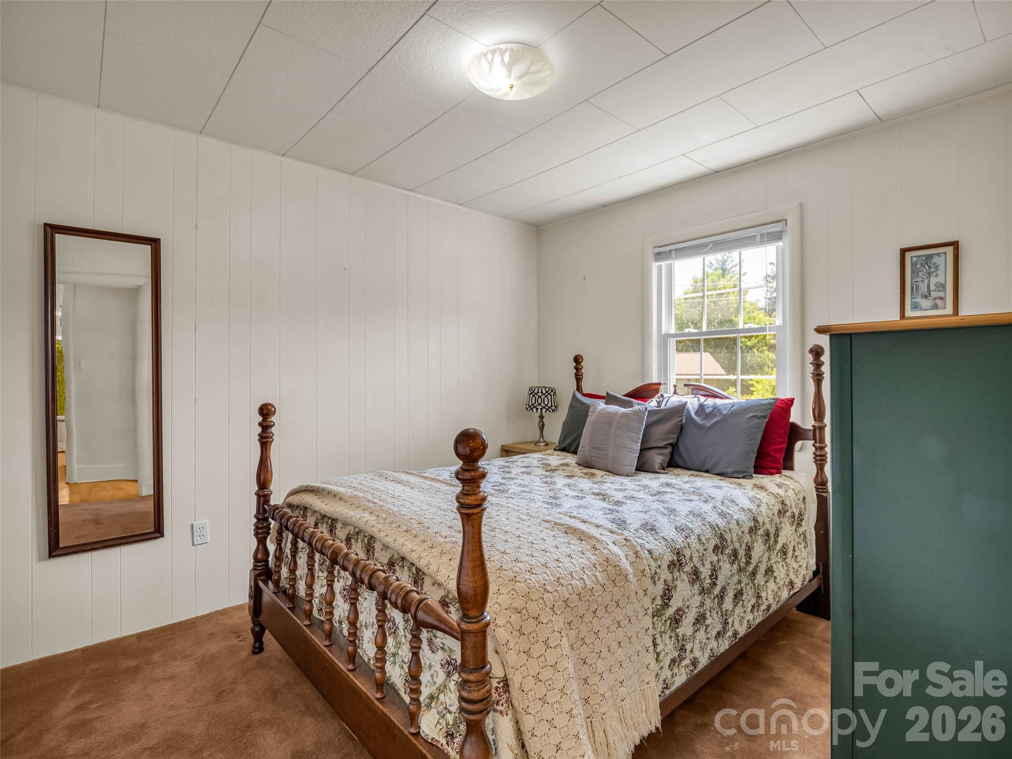 215 Varden Place Property Photo 29
