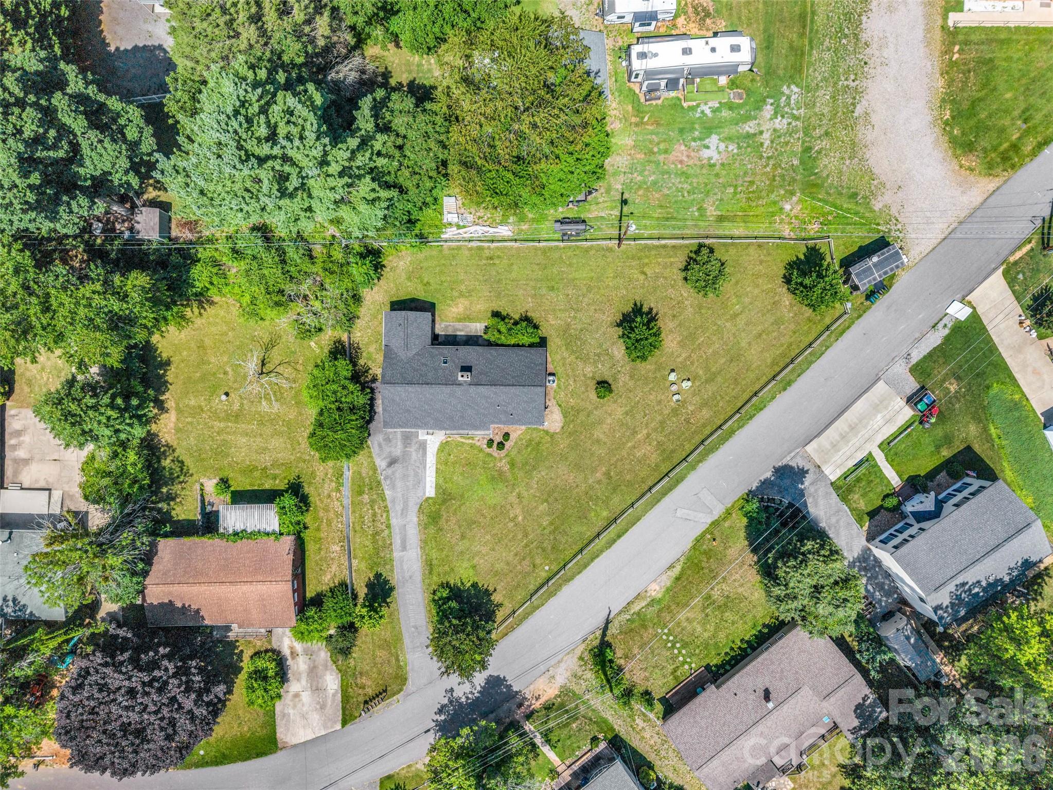 215 Varden Place Property Photo 40