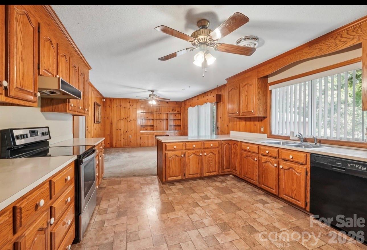 2819 Gardner Park Drive Property Photo 7