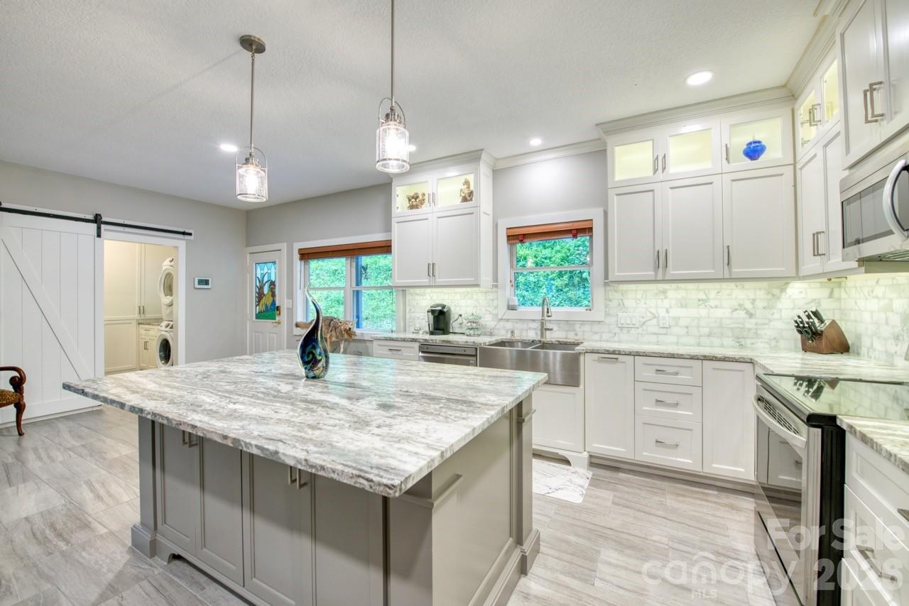 7 Higel Lane Property Photo 6