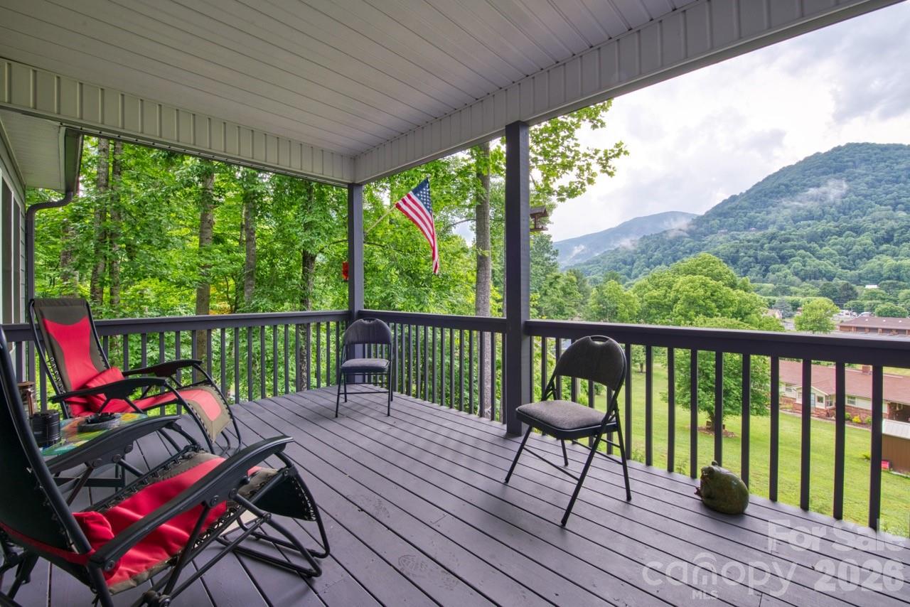 7 Higel Lane Property Photo 23