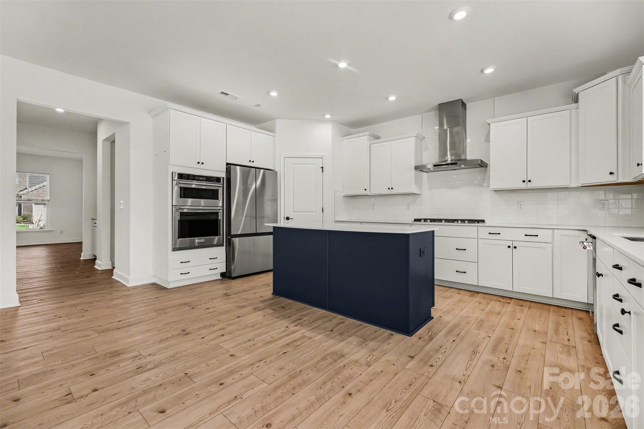 14125 Glaswick Drive Property Photo 6