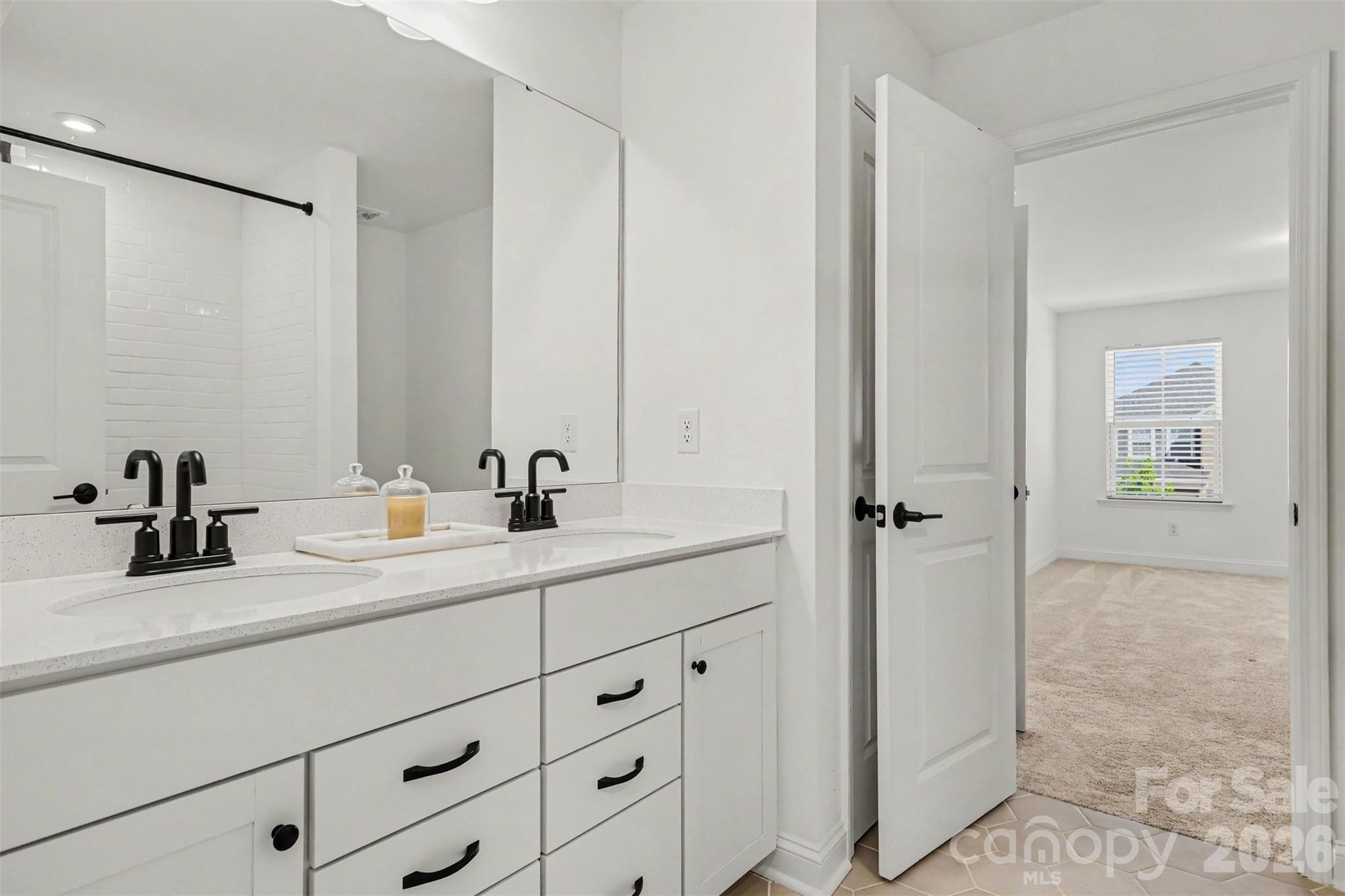 14125 Glaswick Drive Property Photo 24