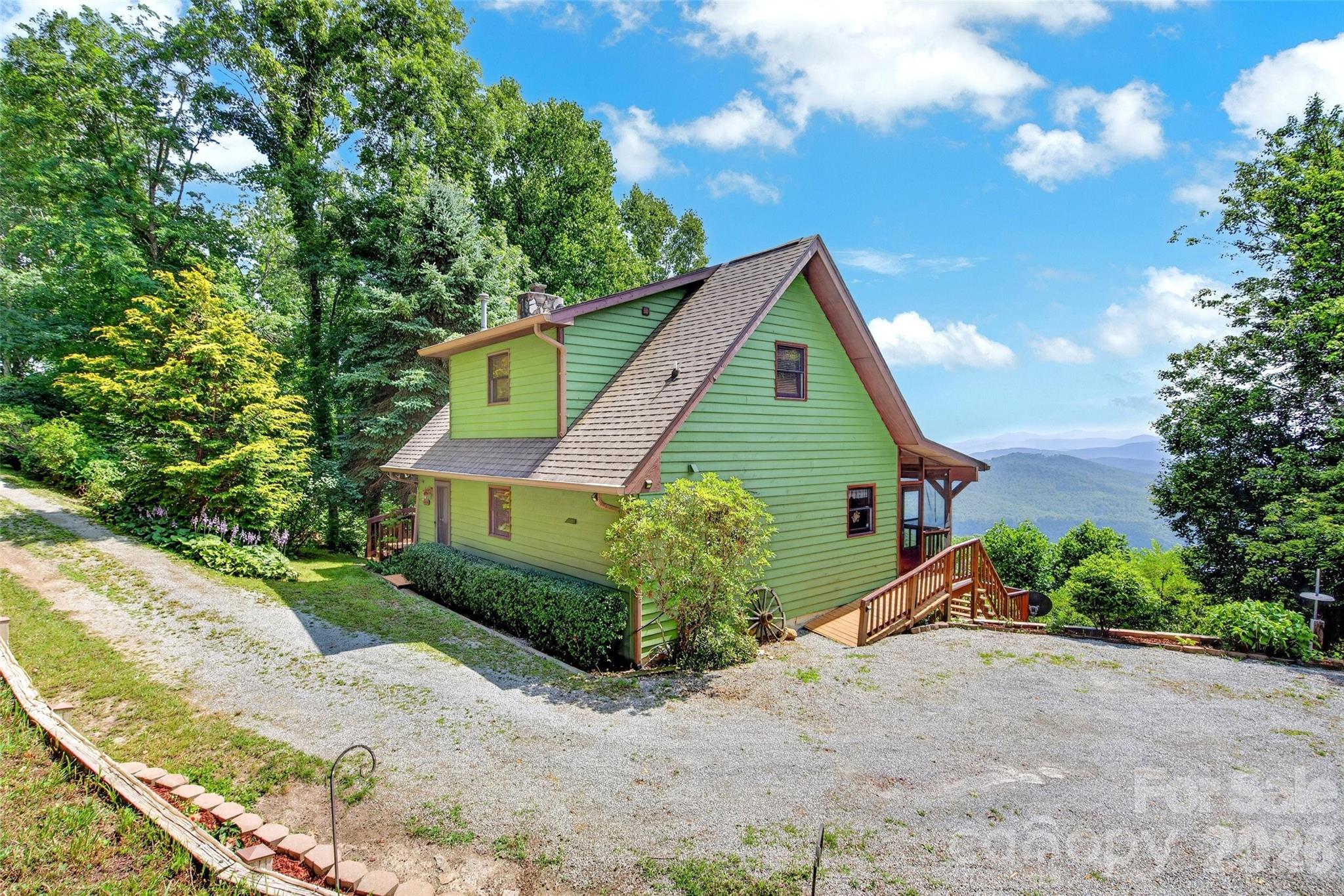 1347 Wipprecht Drive Property Photo 1